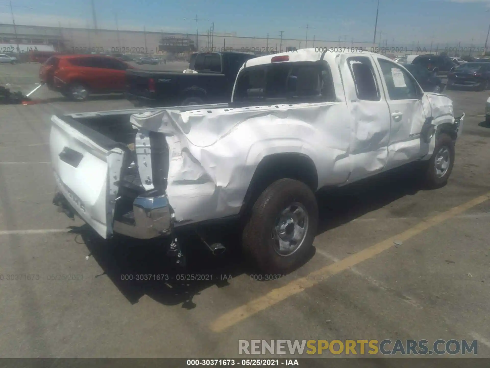 4 Photograph of a damaged car 3TYRX5GNXMT008194 TOYOTA TACOMA 2WD 2021