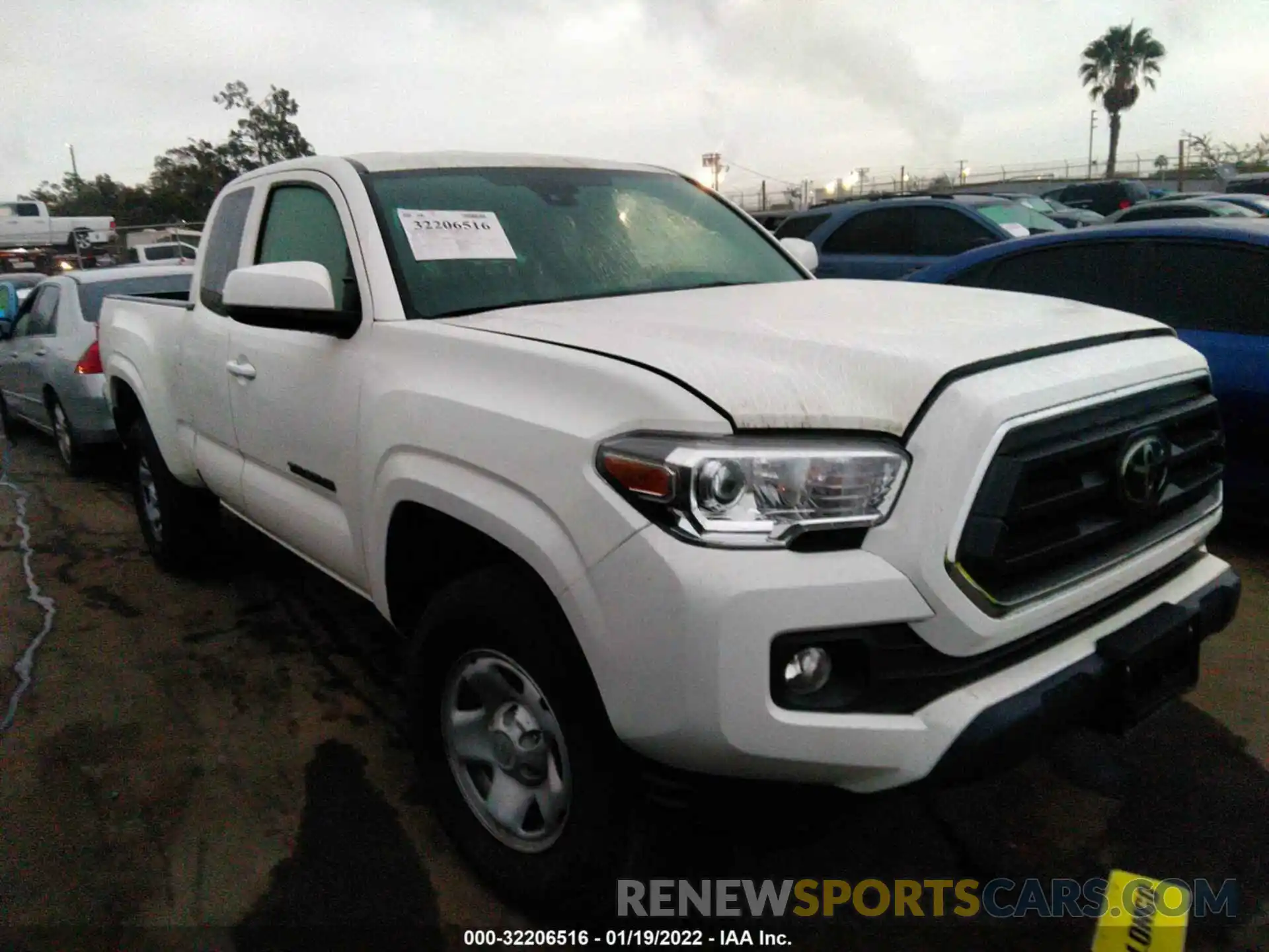 1 Photograph of a damaged car 3TYRX5GNXMT008311 TOYOTA TACOMA 2WD 2021