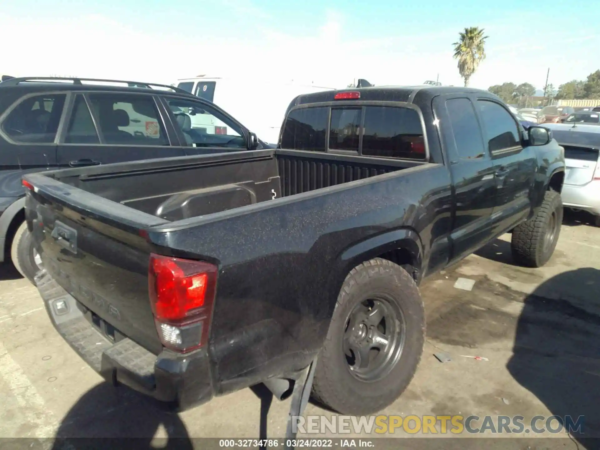 4 Photograph of a damaged car 3TYRX5GNXMT009216 TOYOTA TACOMA 2WD 2021