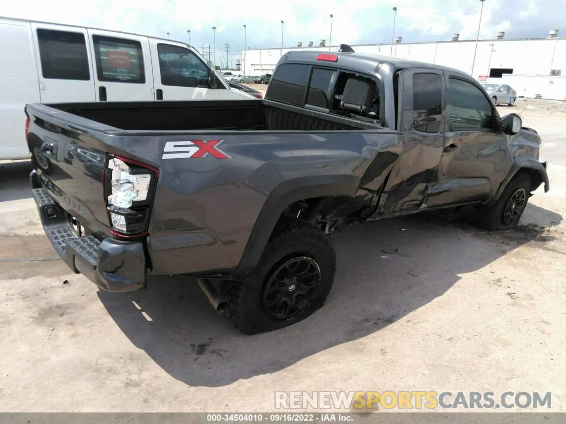 4 Photograph of a damaged car 3TYRX5GNXMT011418 TOYOTA TACOMA 2WD 2021