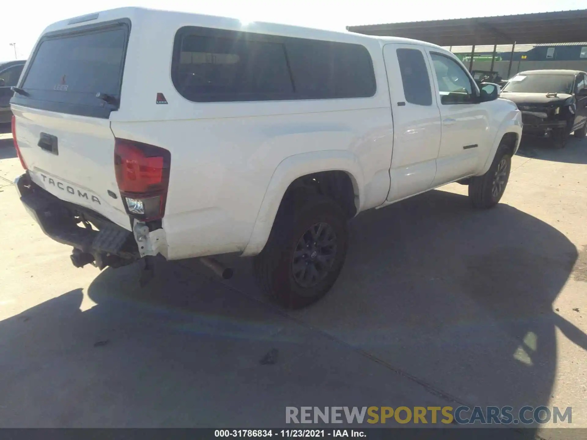 4 Photograph of a damaged car 3TYRZ5CN0MT007040 TOYOTA TACOMA 2WD 2021