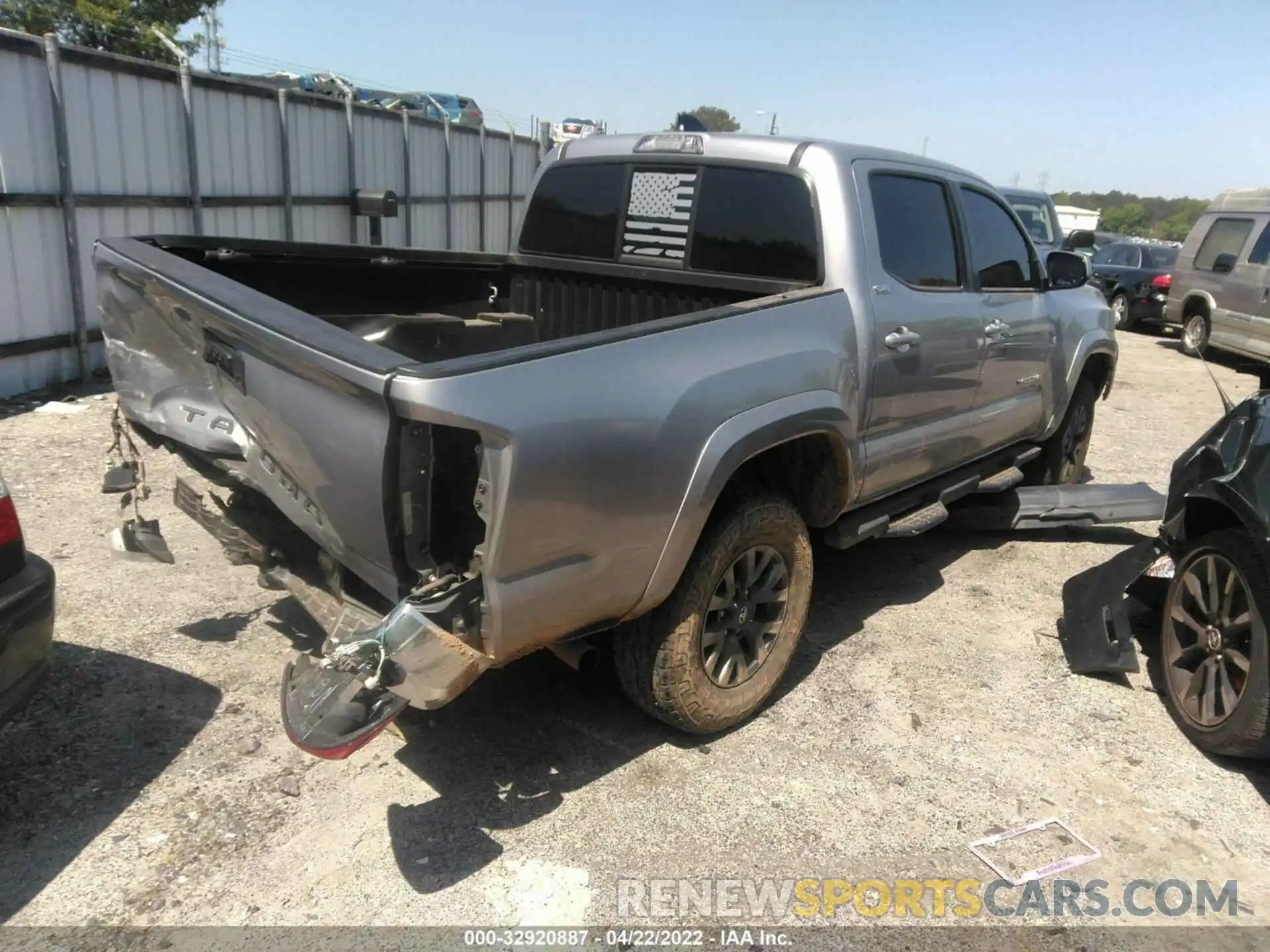 4 Фотография поврежденного автомобиля 5TFAX5GN0MX189504 TOYOTA TACOMA 2WD 2021