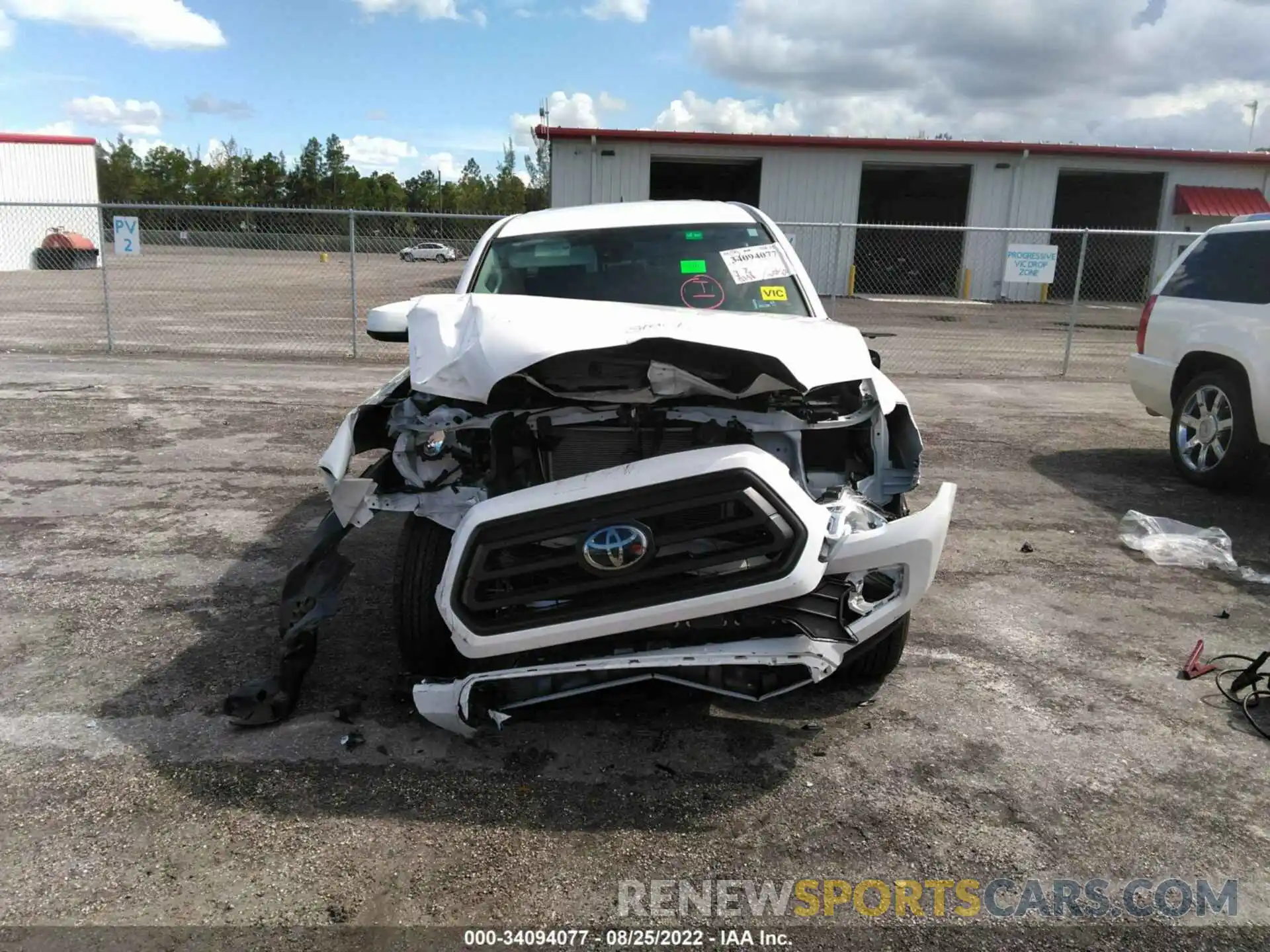 6 Photograph of a damaged car 5TFAX5GN0MX194072 TOYOTA TACOMA 2WD 2021