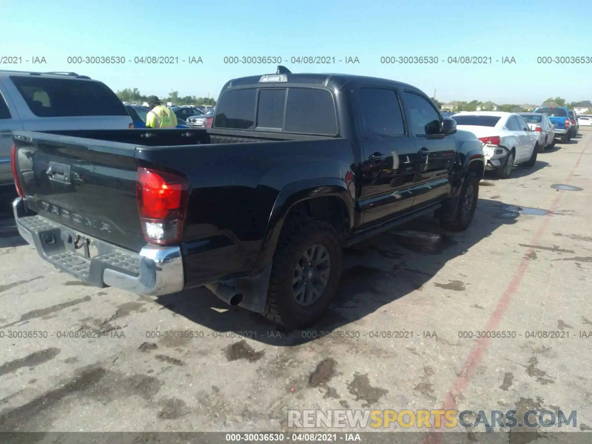 4 Фотография поврежденного автомобиля 5TFAX5GN1MX192248 TOYOTA TACOMA 2WD 2021