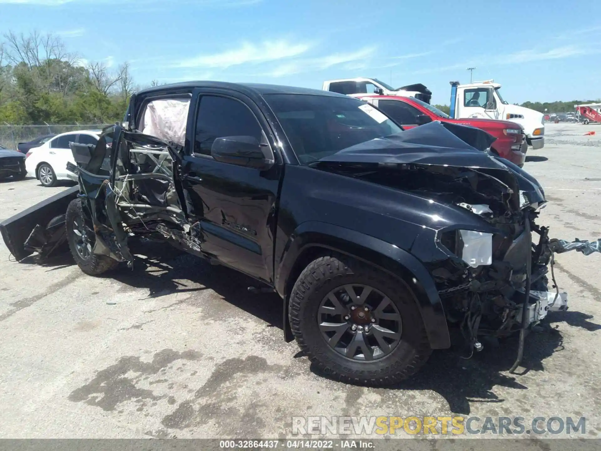 1 Photograph of a damaged car 5TFAX5GN1MX194128 TOYOTA TACOMA 2WD 2021