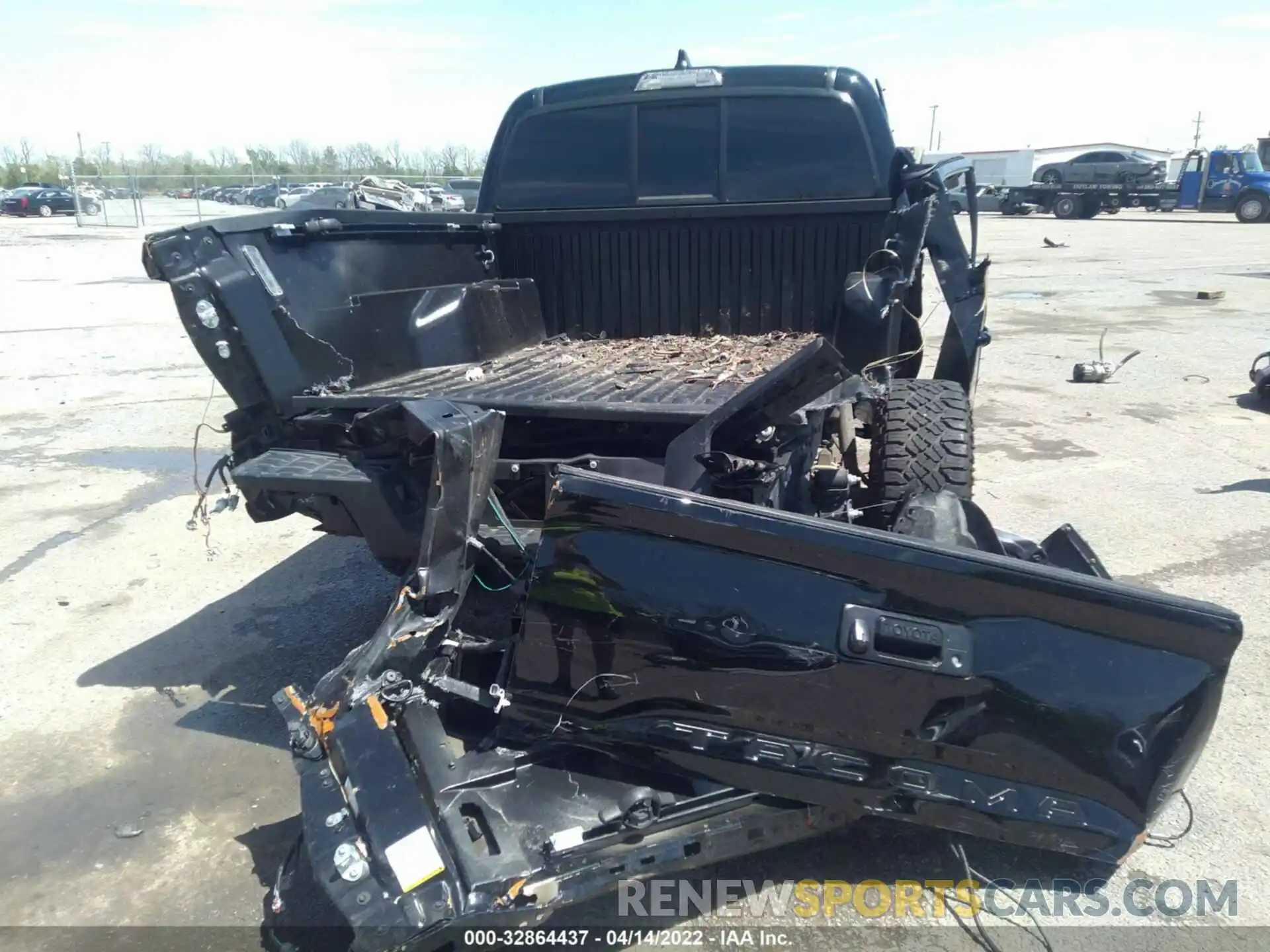 6 Photograph of a damaged car 5TFAX5GN1MX194128 TOYOTA TACOMA 2WD 2021