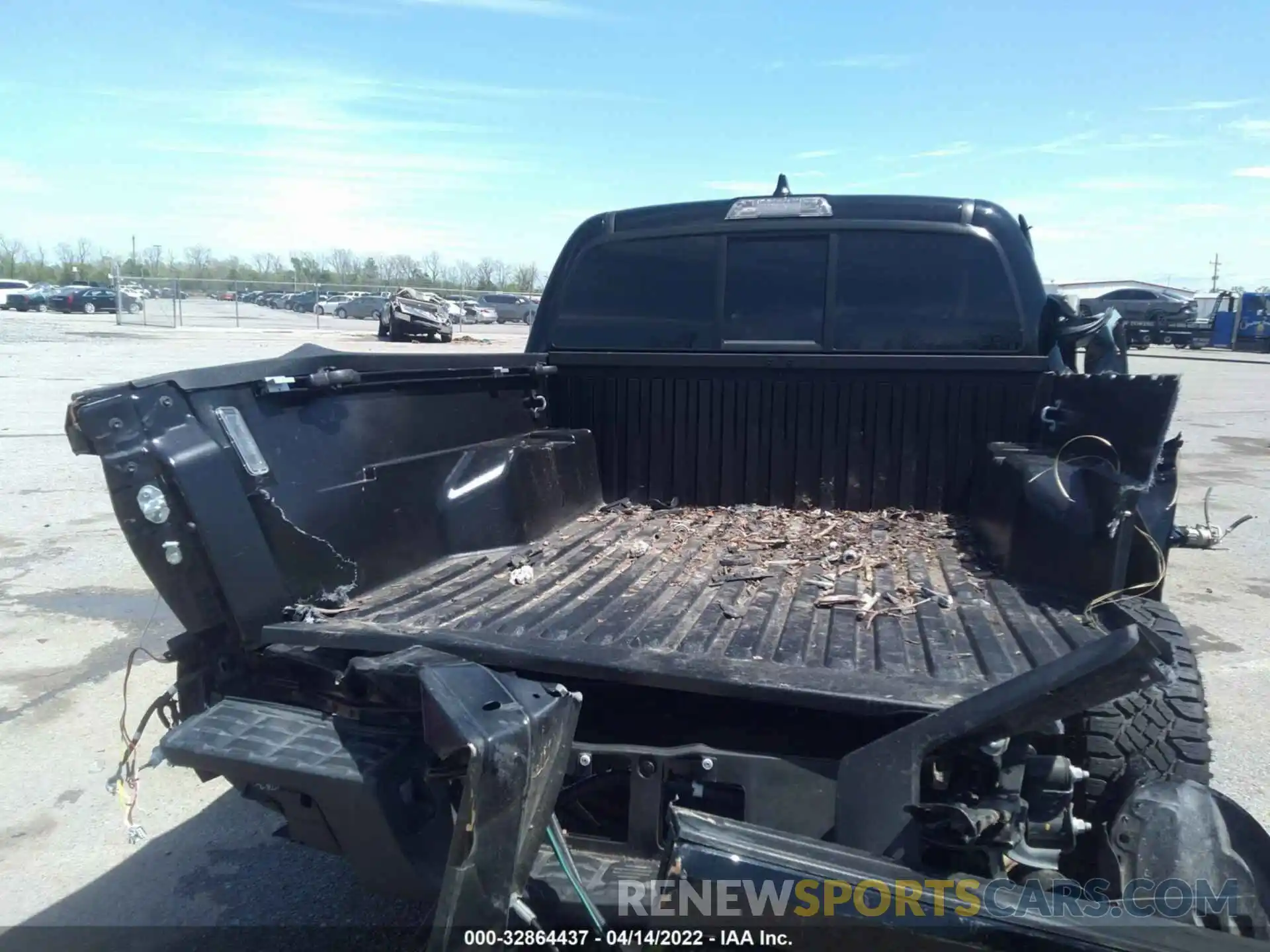 8 Photograph of a damaged car 5TFAX5GN1MX194128 TOYOTA TACOMA 2WD 2021