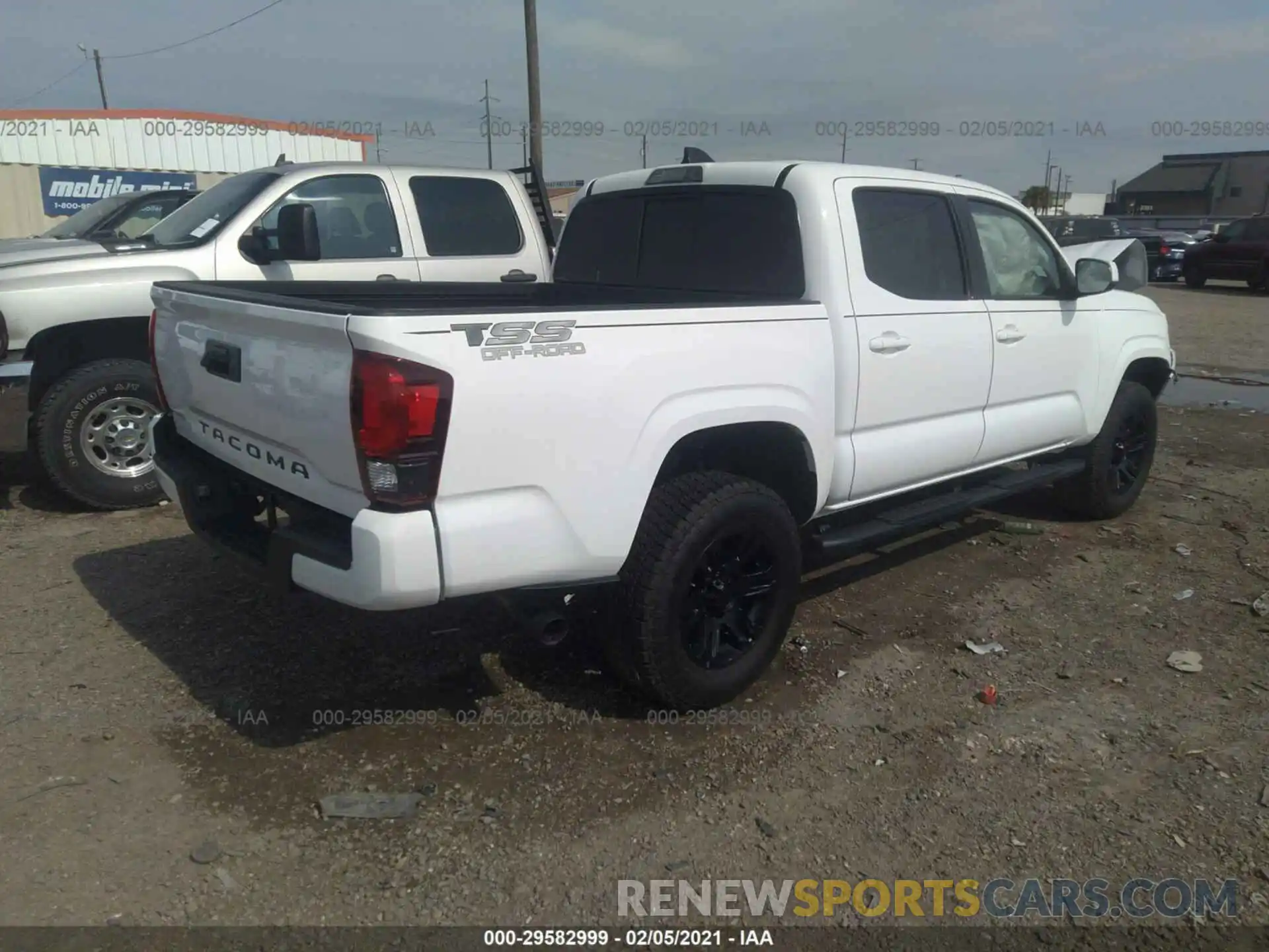 4 Фотография поврежденного автомобиля 5TFAX5GN2MX192209 TOYOTA TACOMA 2WD 2021