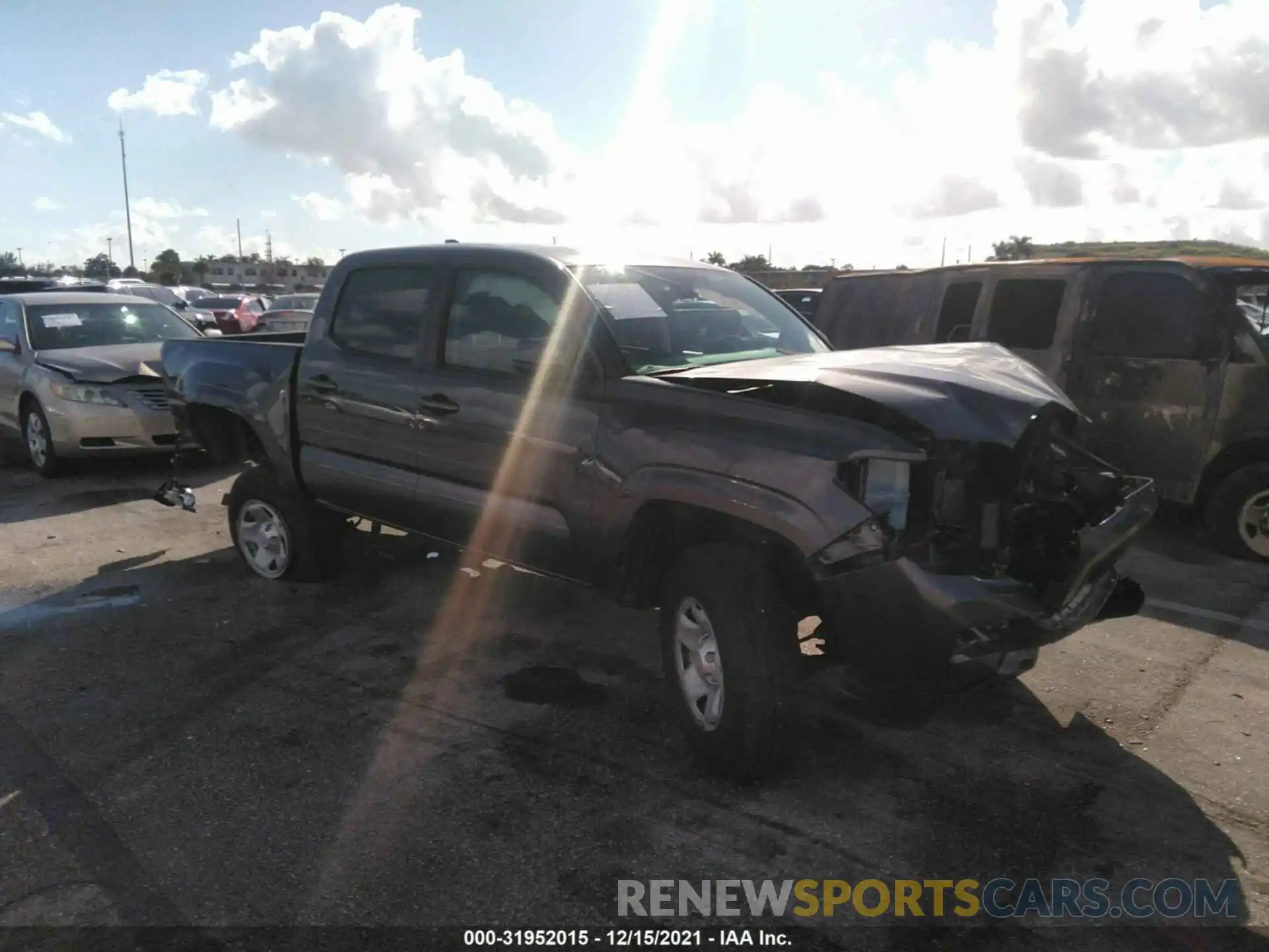 1 Photograph of a damaged car 5TFAX5GN2MX194333 TOYOTA TACOMA 2WD 2021