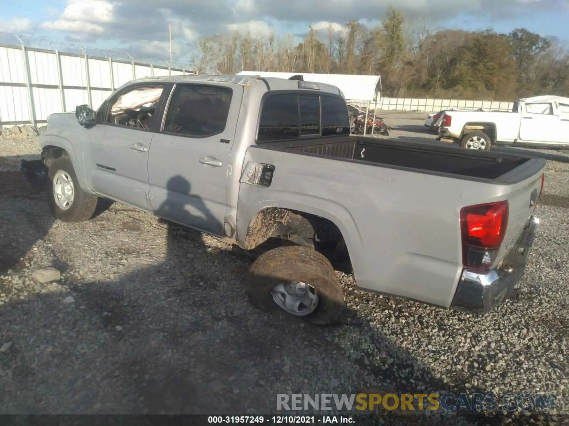 3 Photograph of a damaged car 5TFAX5GN4MX189974 TOYOTA TACOMA 2WD 2021