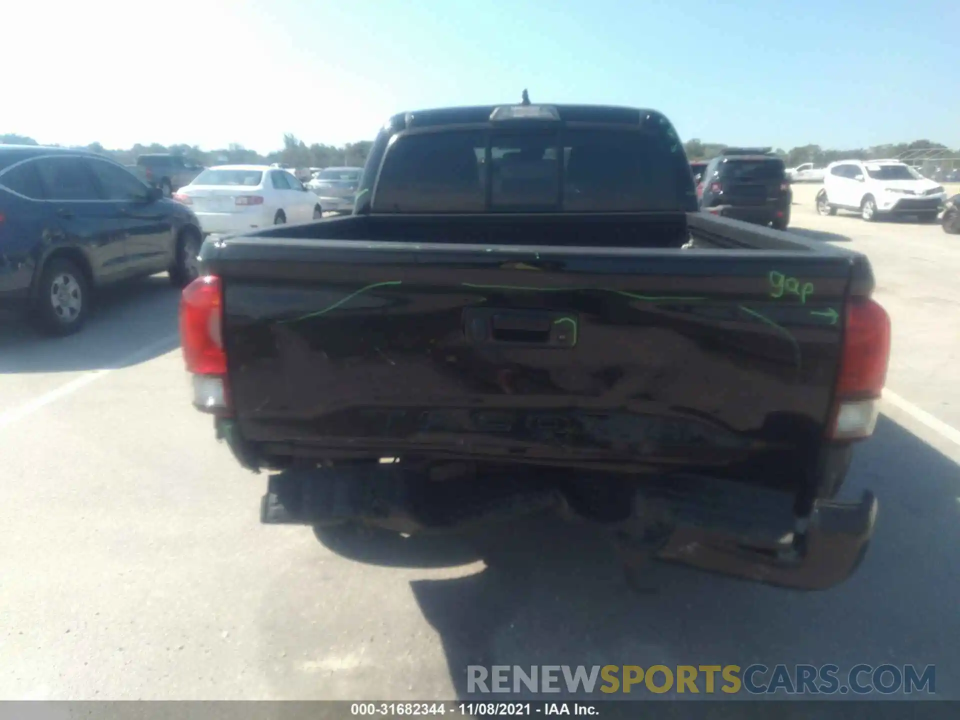 6 Photograph of a damaged car 5TFAX5GN5MX193936 TOYOTA TACOMA 2WD 2021