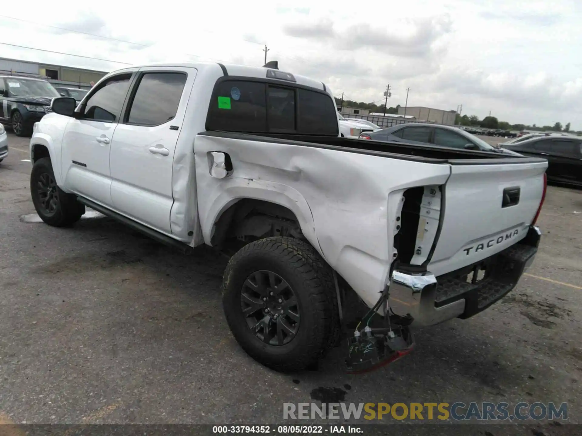 3 Photograph of a damaged car 5TFAX5GN8MX194398 TOYOTA TACOMA 2WD 2021