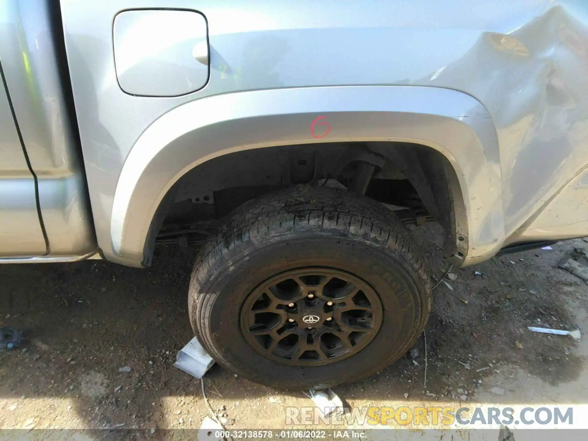 13 Photograph of a damaged car 5TFAZ5CN0MX105729 TOYOTA TACOMA 2WD 2021