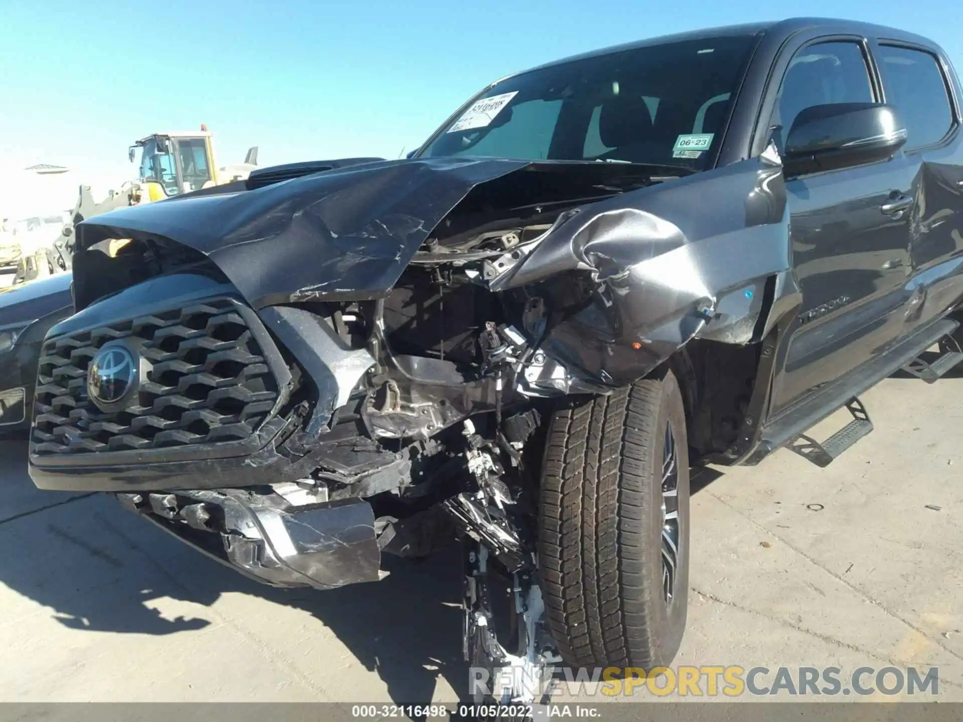 6 Photograph of a damaged car 5TFAZ5CN0MX110655 TOYOTA TACOMA 2WD 2021