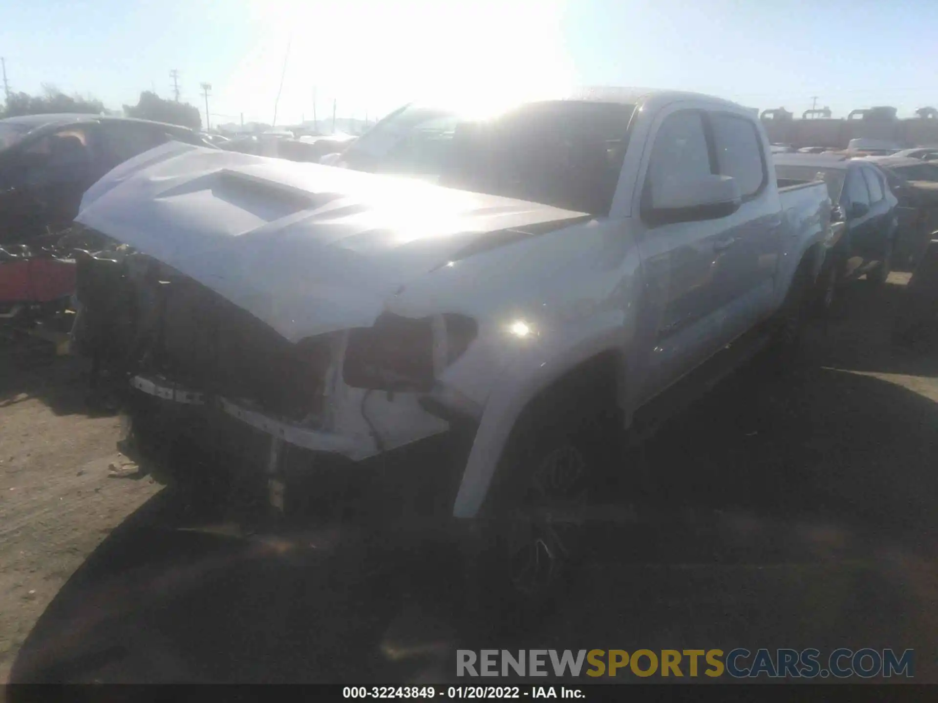 2 Photograph of a damaged car 5TFAZ5CN1MX112592 TOYOTA TACOMA 2WD 2021