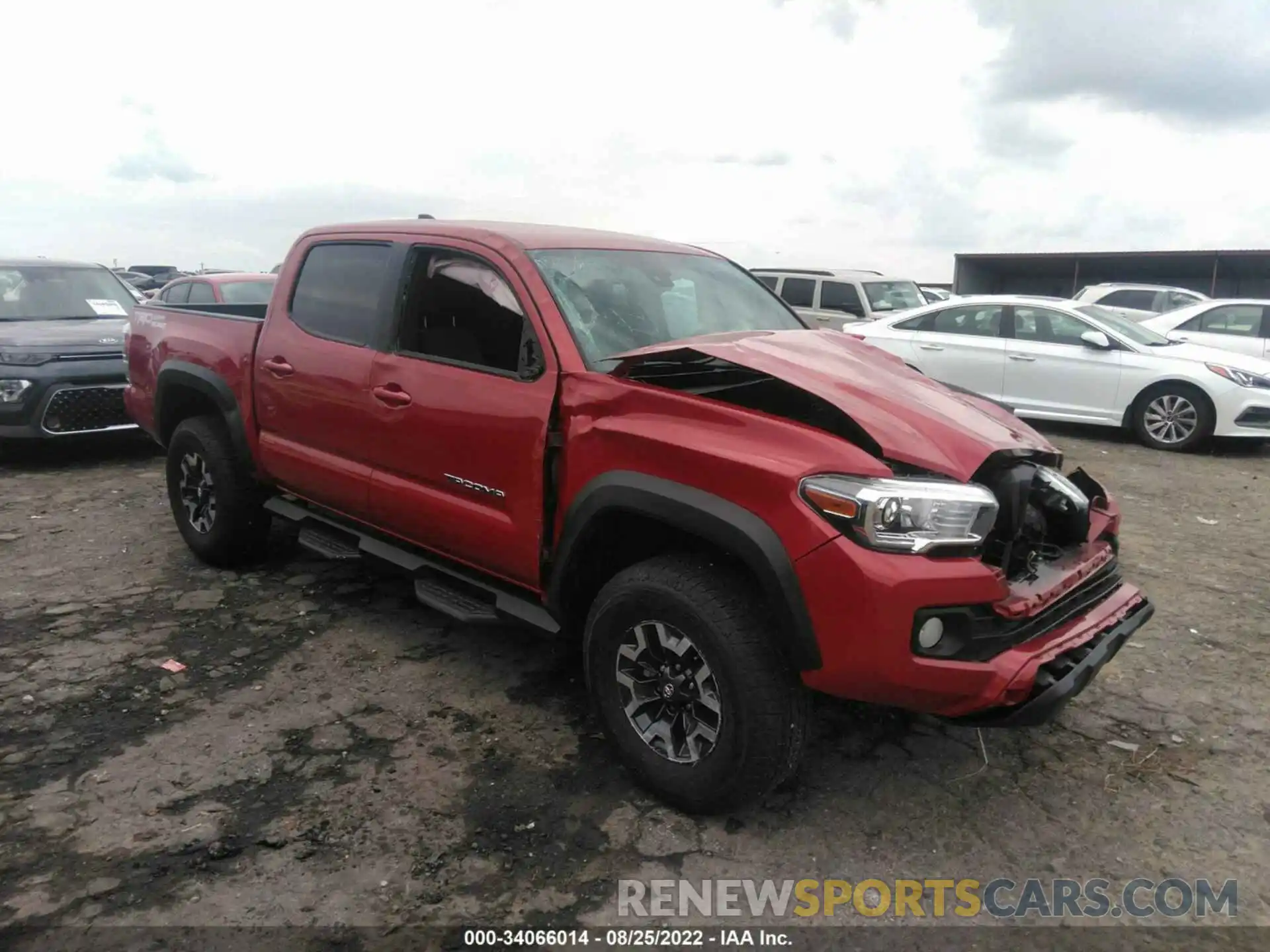 1 Фотография поврежденного автомобиля 5TFAZ5CN1MX114648 TOYOTA TACOMA 2WD 2021