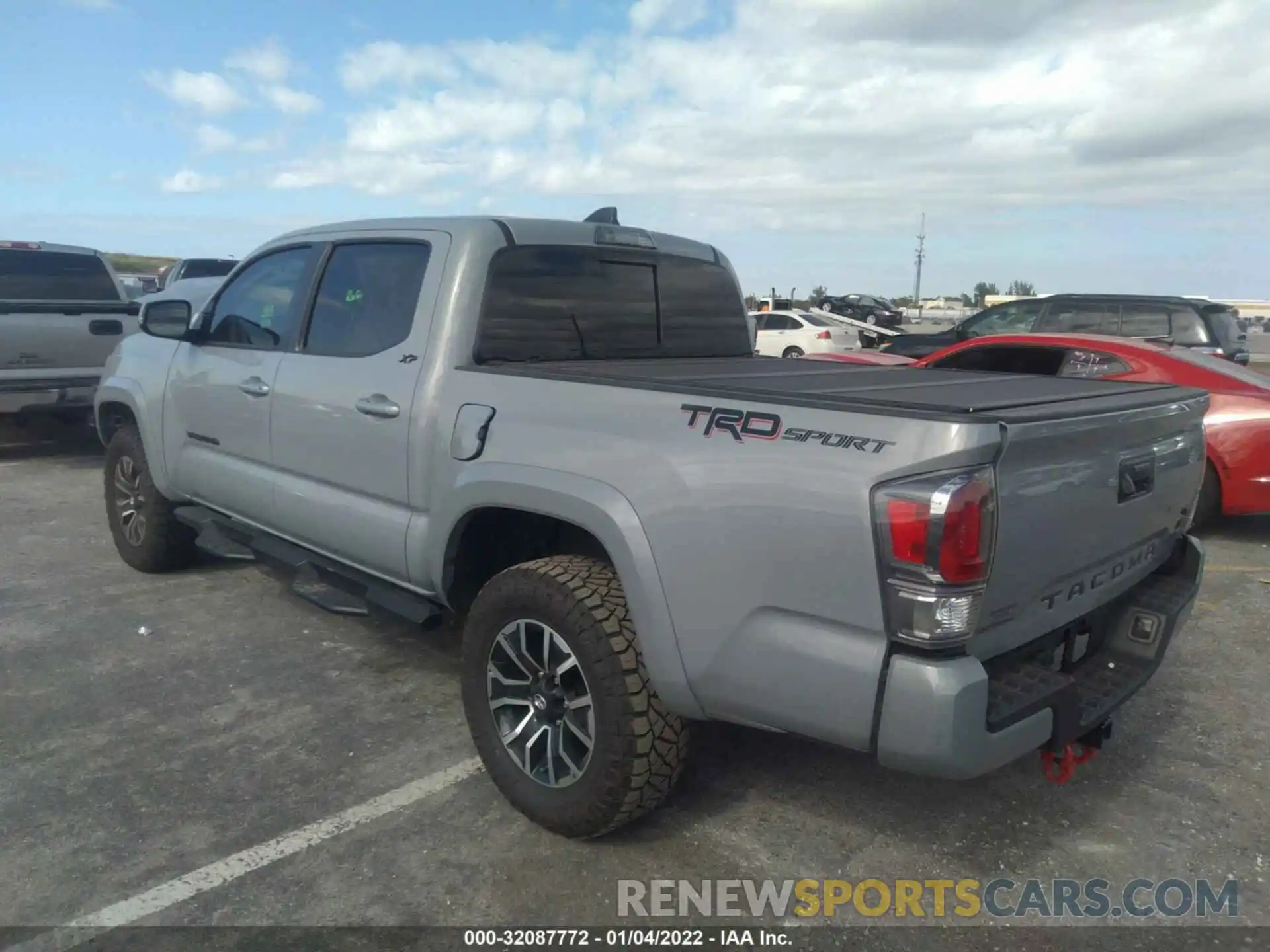 3 Photograph of a damaged car 5TFAZ5CN1MX115606 TOYOTA TACOMA 2WD 2021