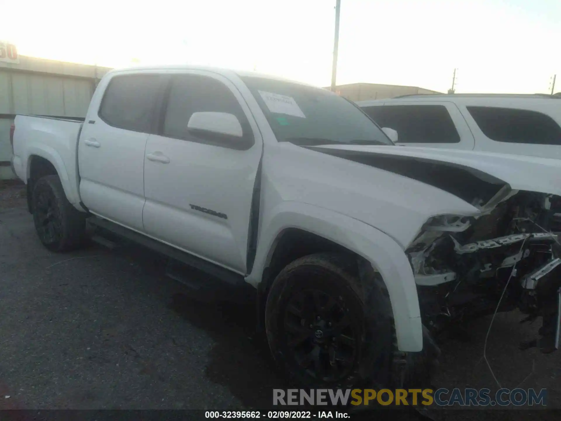 1 Photograph of a damaged car 5TFAZ5CN2MX097293 TOYOTA TACOMA 2WD 2021