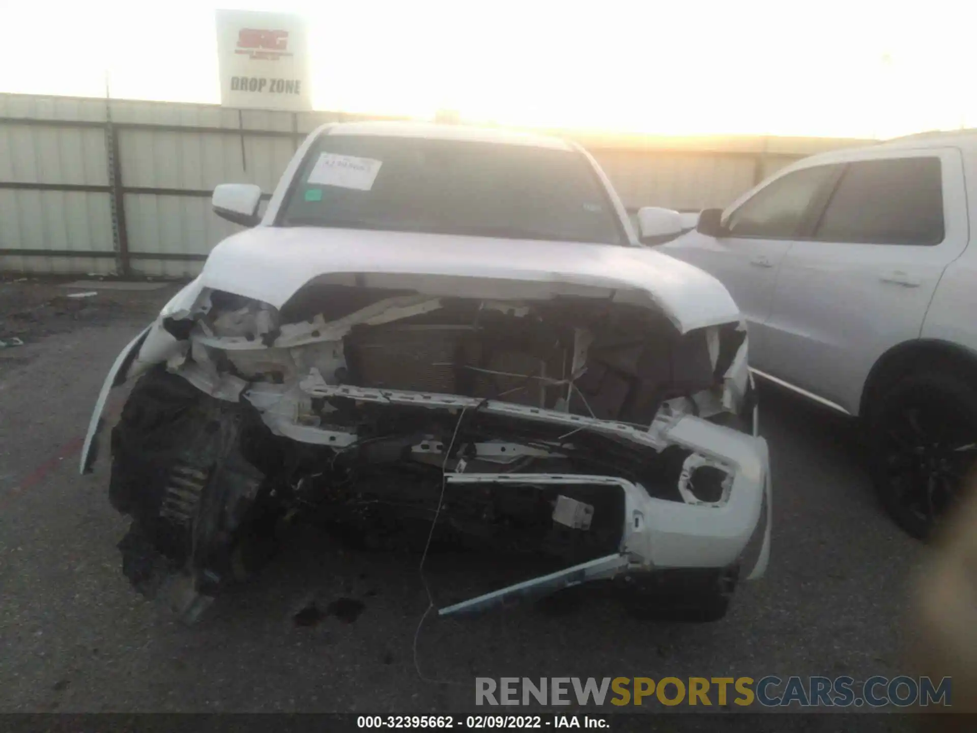 6 Photograph of a damaged car 5TFAZ5CN2MX097293 TOYOTA TACOMA 2WD 2021