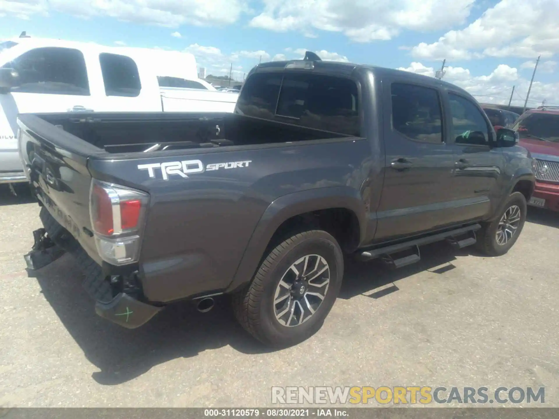 4 Фотография поврежденного автомобиля 5TFAZ5CN2MX101679 TOYOTA TACOMA 2WD 2021