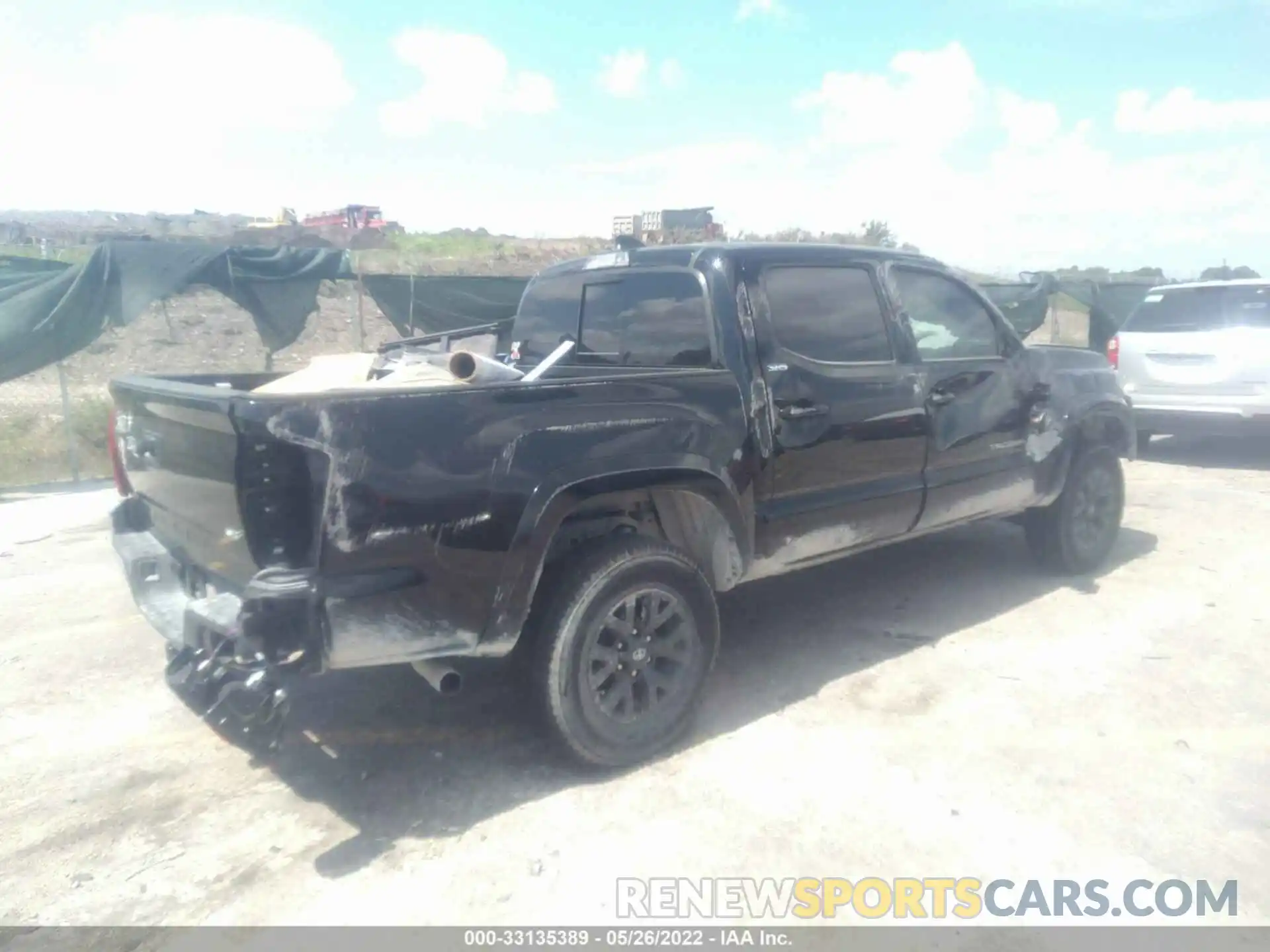 4 Photograph of a damaged car 5TFAZ5CN2MX102072 TOYOTA TACOMA 2WD 2021