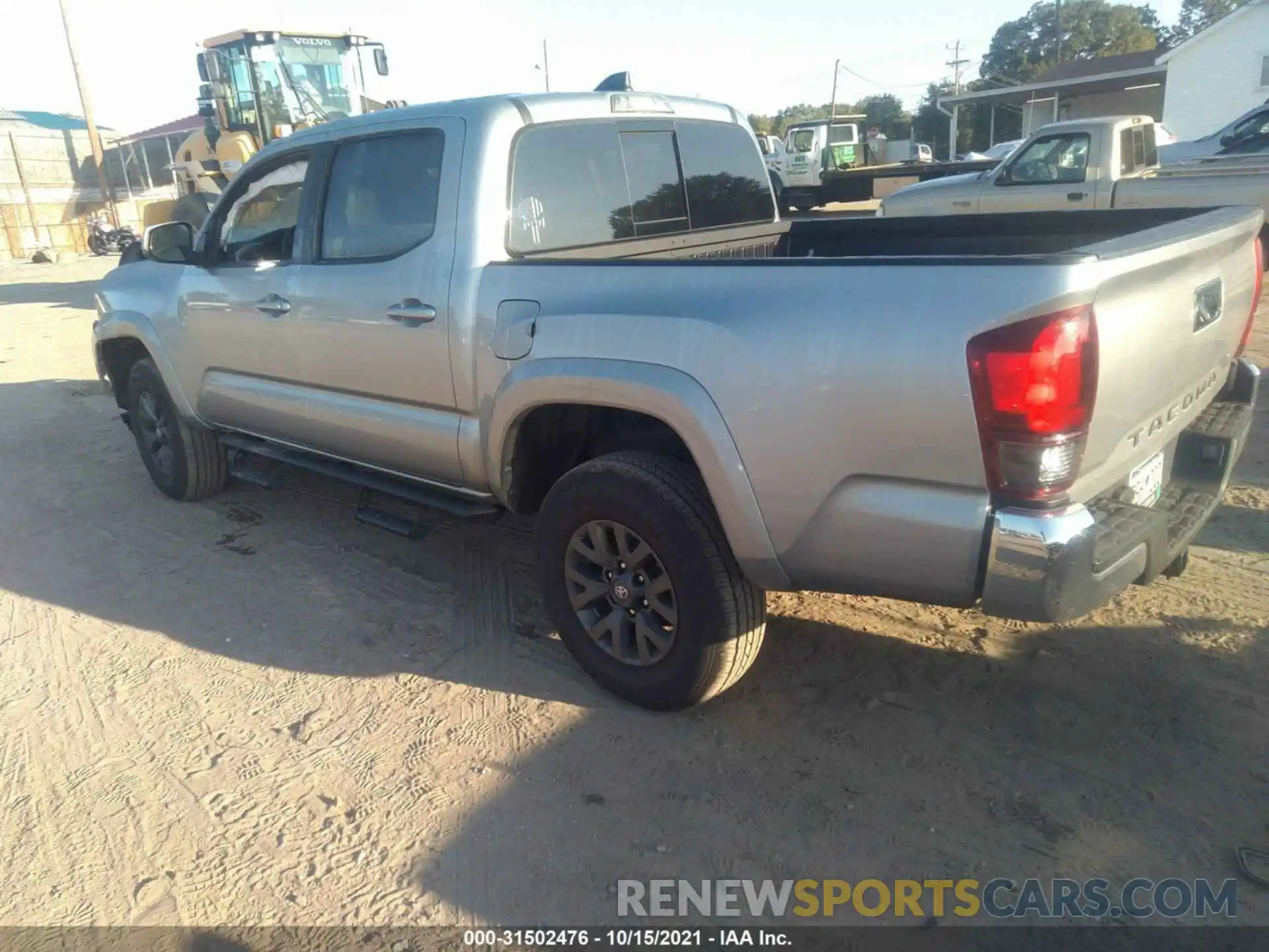 3 Photograph of a damaged car 5TFAZ5CN2MX102105 TOYOTA TACOMA 2WD 2021