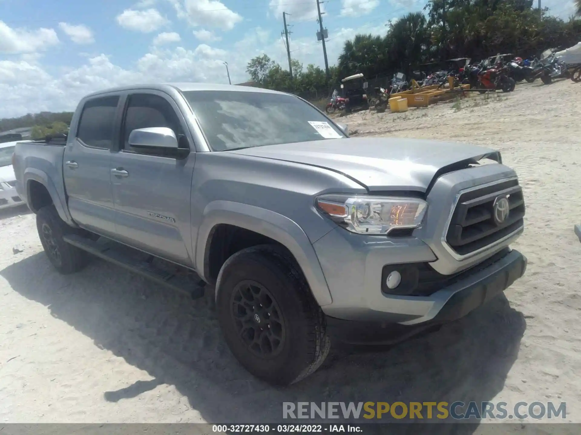 1 Фотография поврежденного автомобиля 5TFAZ5CN2MX104422 TOYOTA TACOMA 2WD 2021