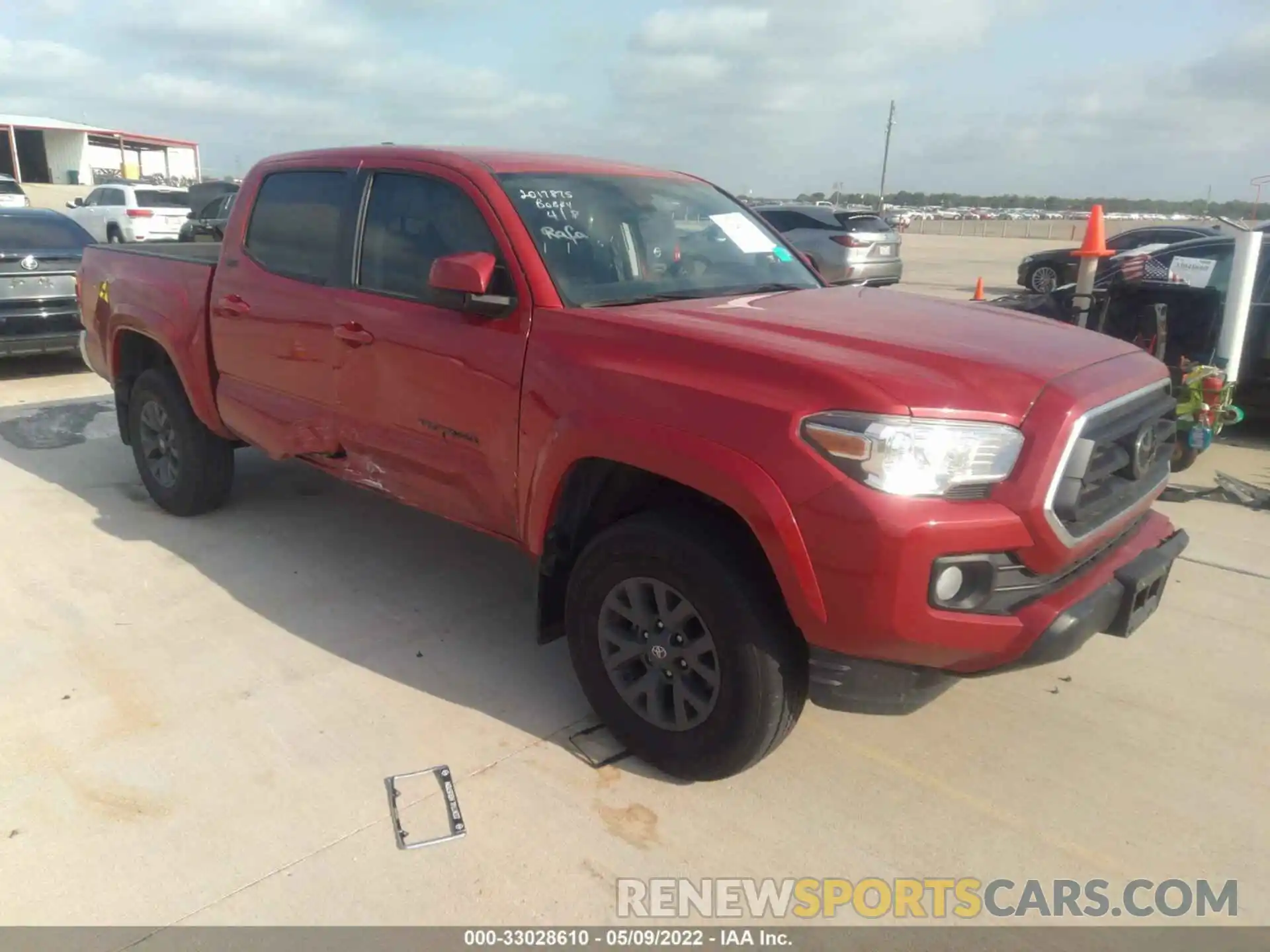 1 Photograph of a damaged car 5TFAZ5CN2MX105439 TOYOTA TACOMA 2WD 2021