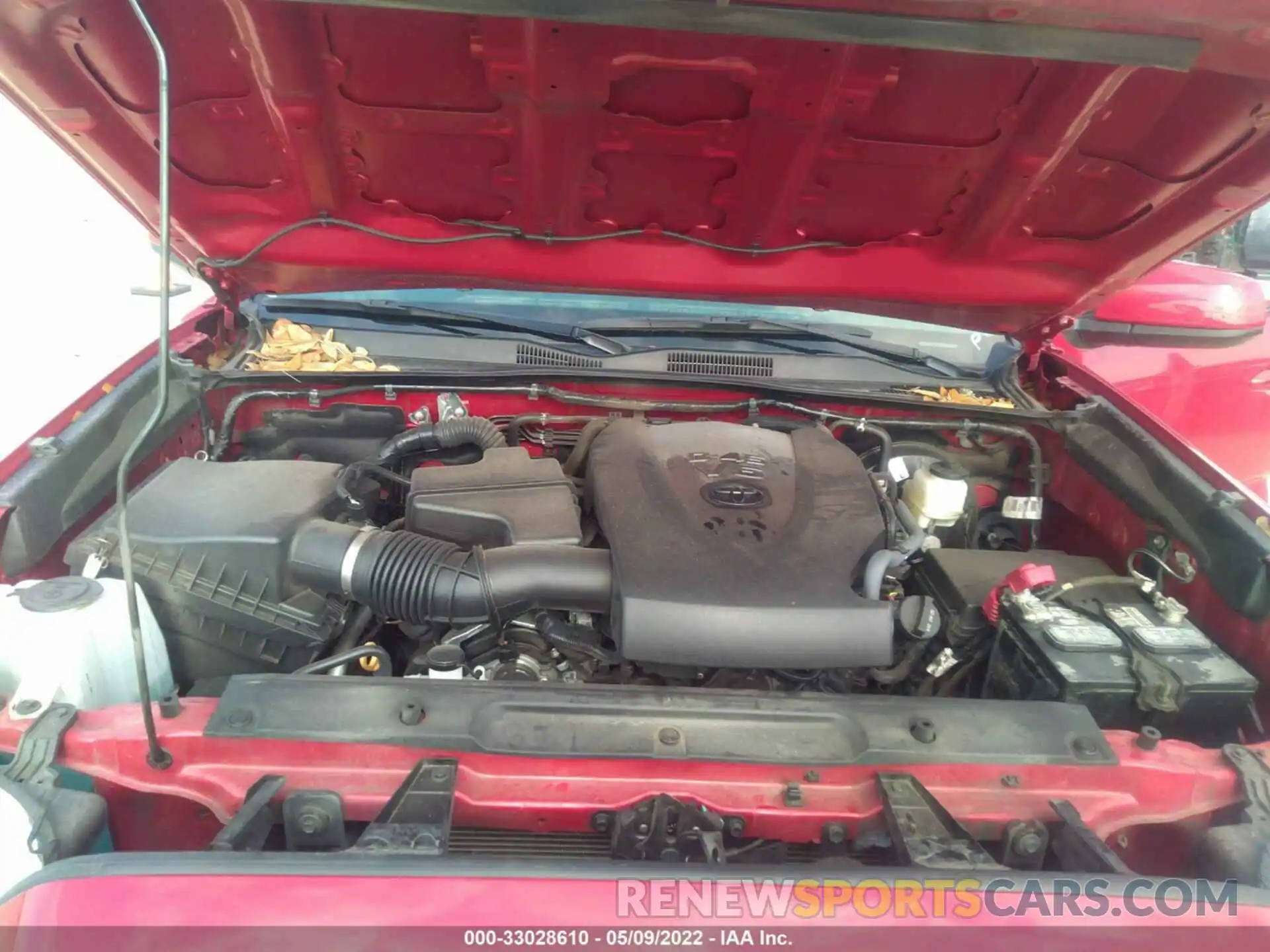 10 Photograph of a damaged car 5TFAZ5CN2MX105439 TOYOTA TACOMA 2WD 2021