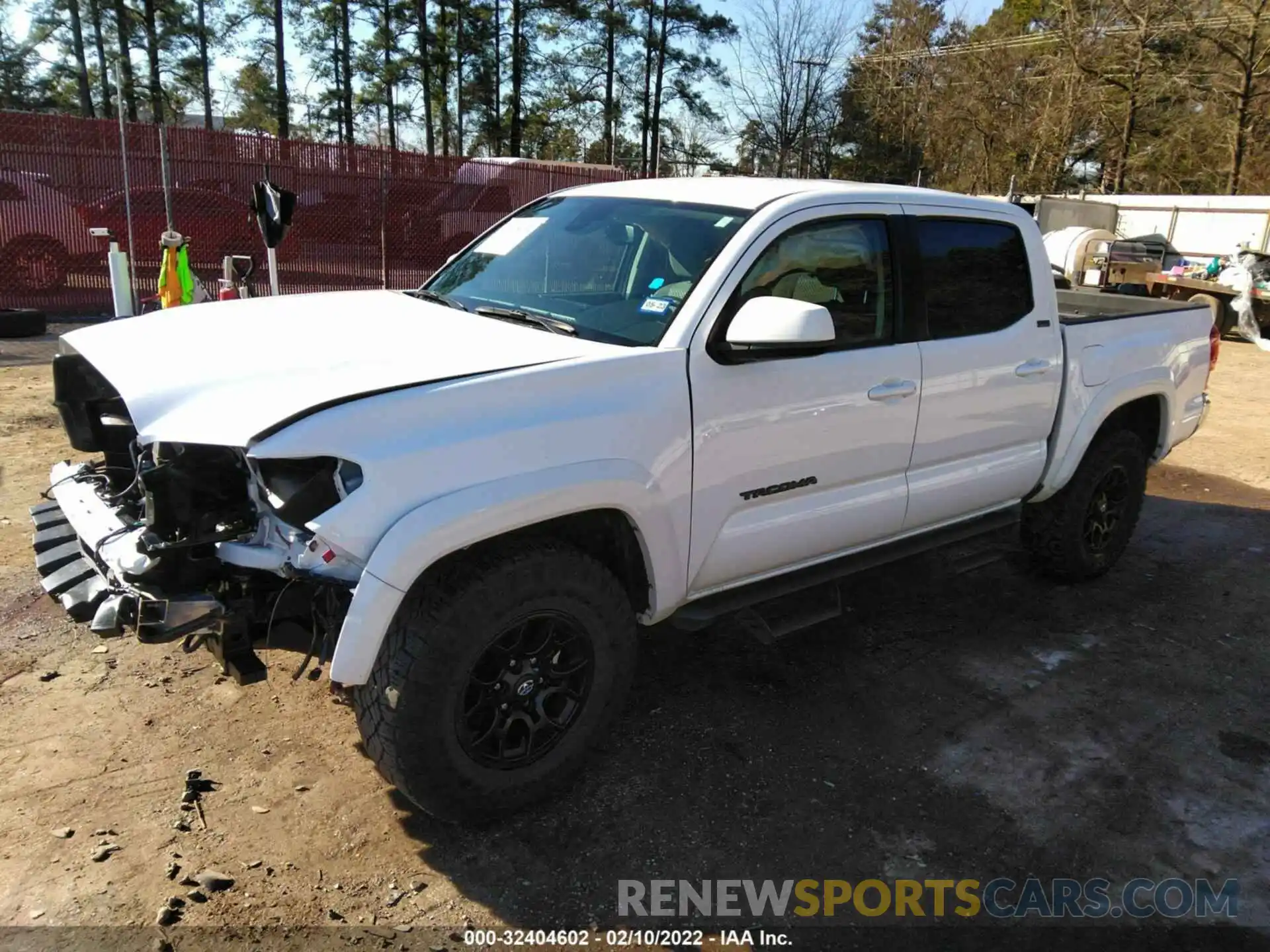 2 Photograph of a damaged car 5TFAZ5CN2MX108695 TOYOTA TACOMA 2WD 2021