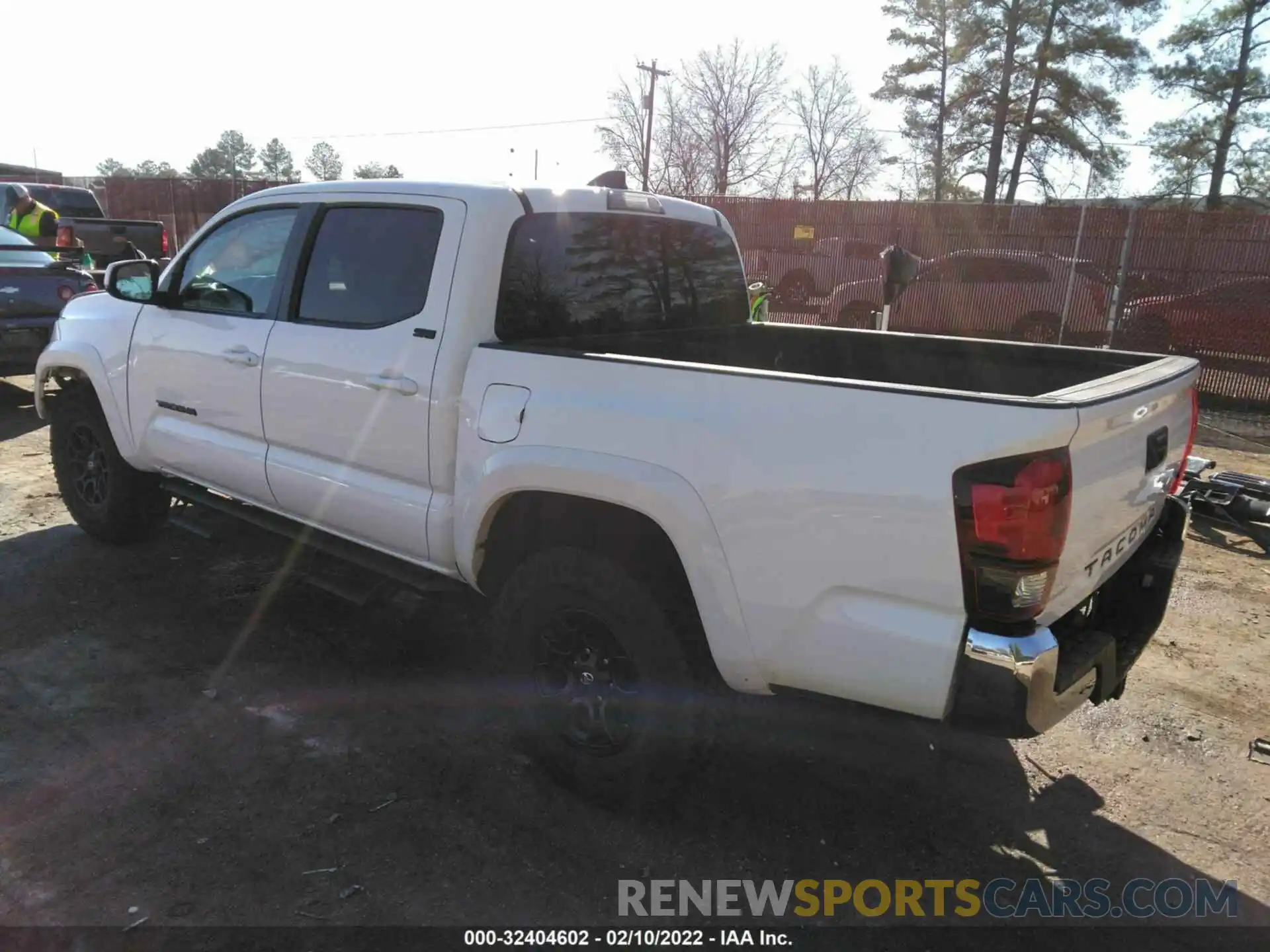 3 Photograph of a damaged car 5TFAZ5CN2MX108695 TOYOTA TACOMA 2WD 2021