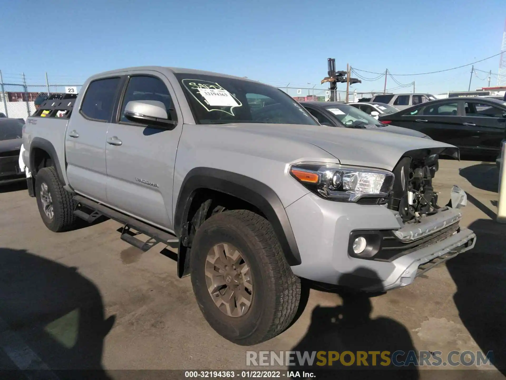 1 Photograph of a damaged car 5TFAZ5CN2MX111631 TOYOTA TACOMA 2WD 2021