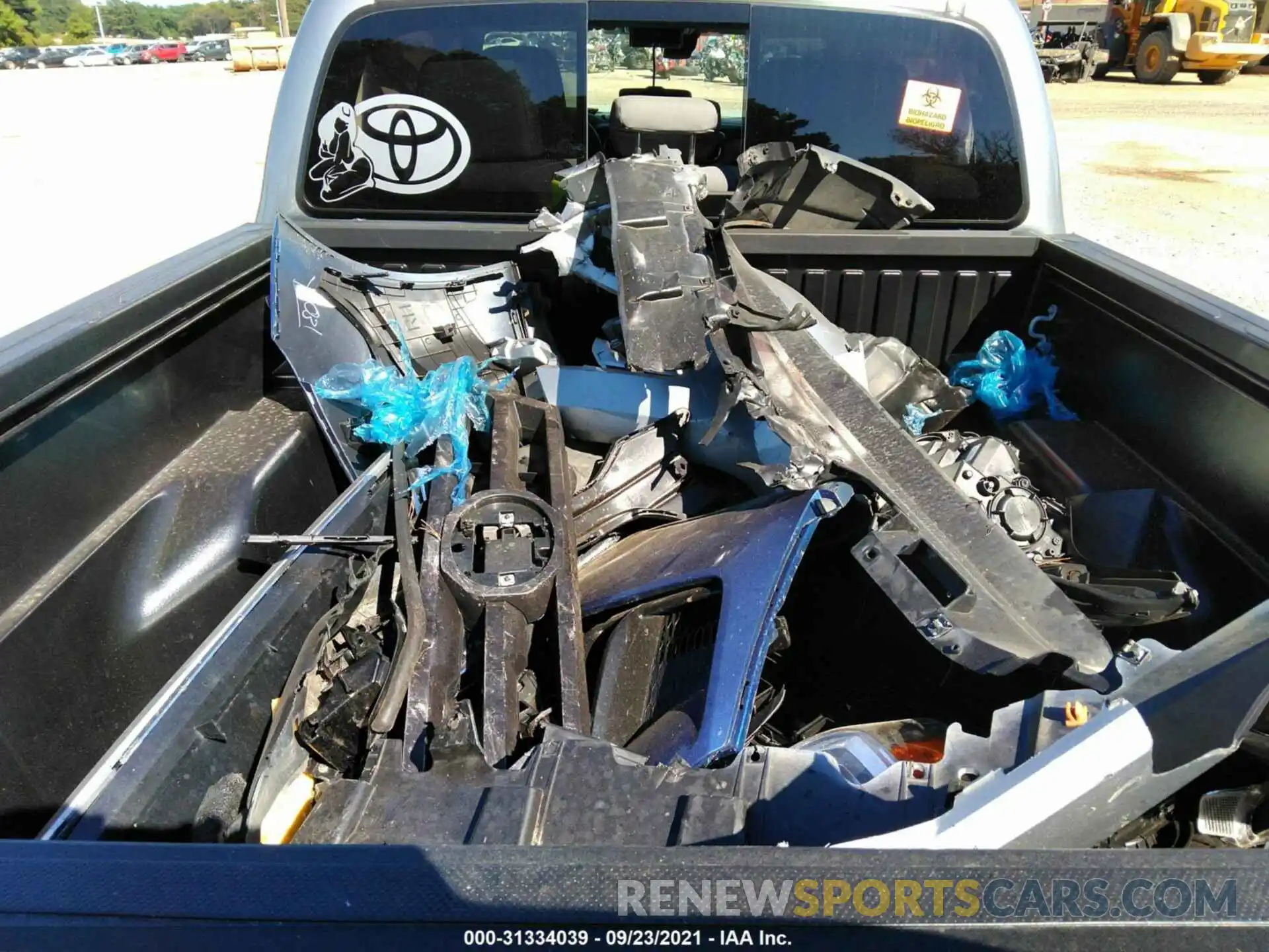 10 Photograph of a damaged car 5TFAZ5CN3MX103537 TOYOTA TACOMA 2WD 2021