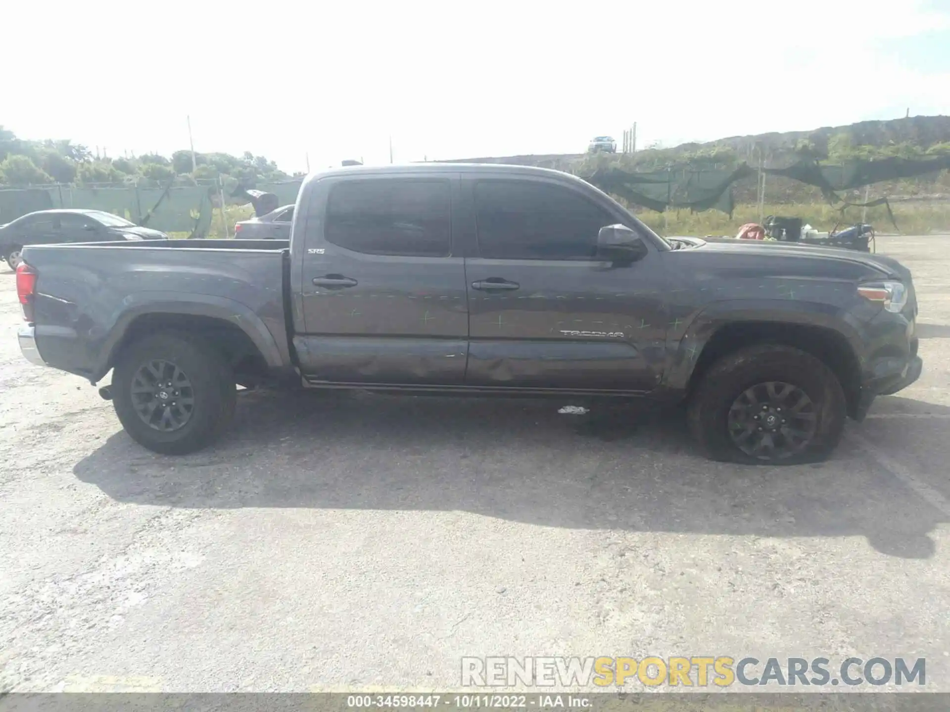 6 Фотография поврежденного автомобиля 5TFAZ5CN3MX108267 TOYOTA TACOMA 2WD 2021