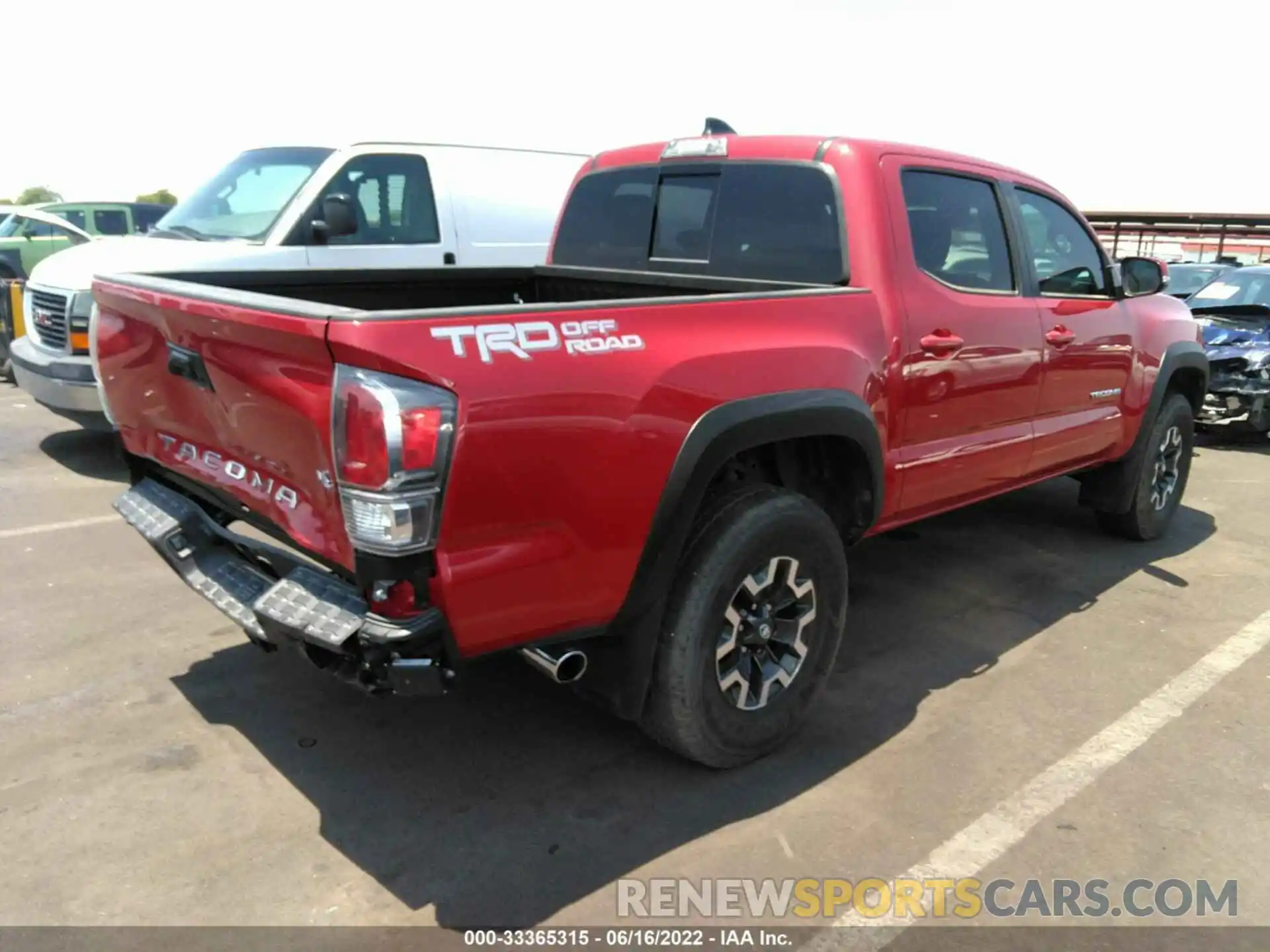 4 Photograph of a damaged car 5TFAZ5CN3MX111069 TOYOTA TACOMA 2WD 2021