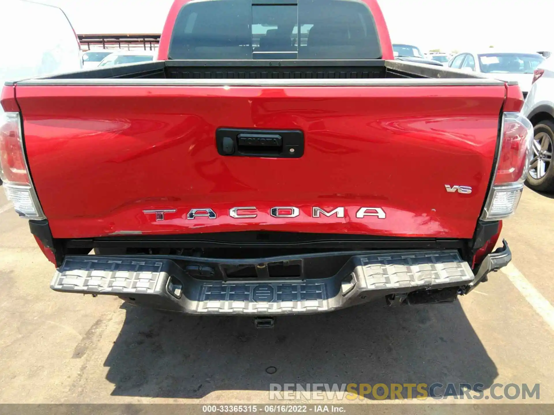 6 Photograph of a damaged car 5TFAZ5CN3MX111069 TOYOTA TACOMA 2WD 2021