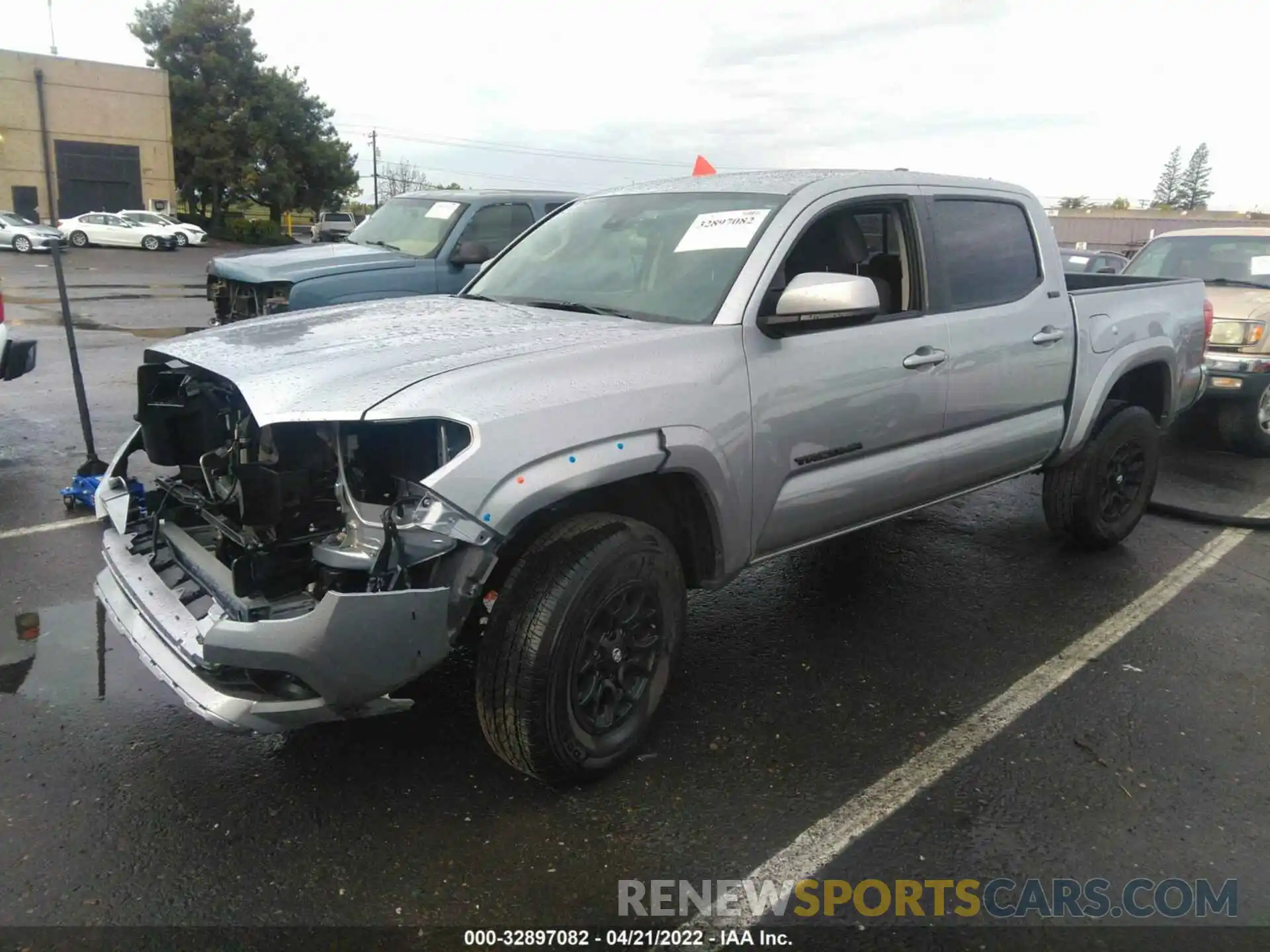 2 Photograph of a damaged car 5TFAZ5CN3MX116028 TOYOTA TACOMA 2WD 2021