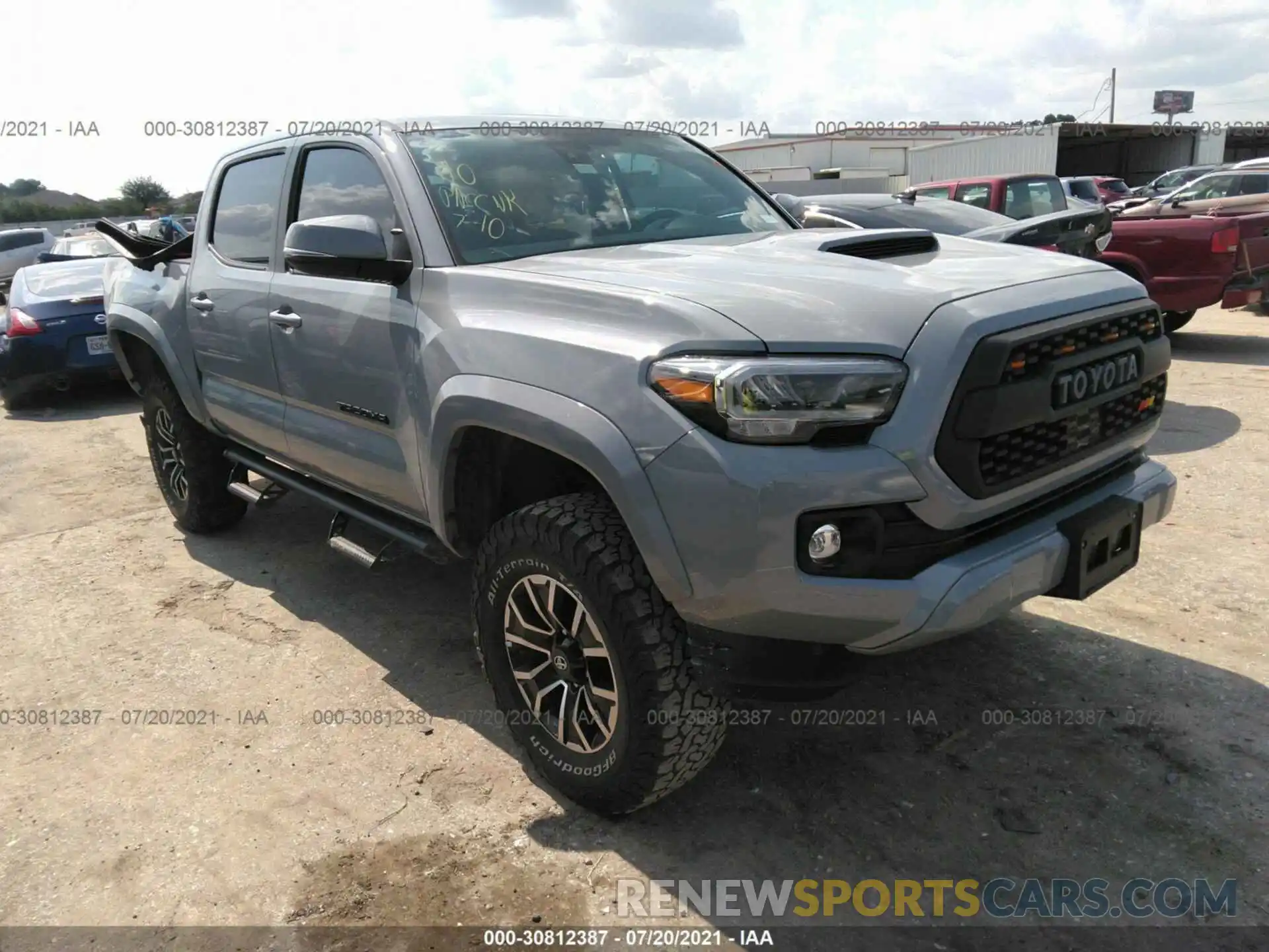 1 Photograph of a damaged car 5TFAZ5CN4MX097649 TOYOTA TACOMA 2WD 2021