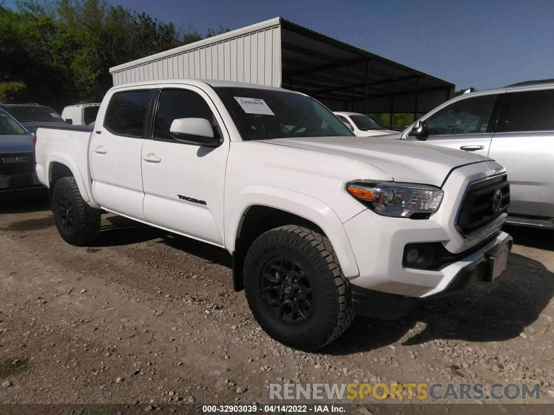 1 Photograph of a damaged car 5TFAZ5CN4MX107922 TOYOTA TACOMA 2WD 2021