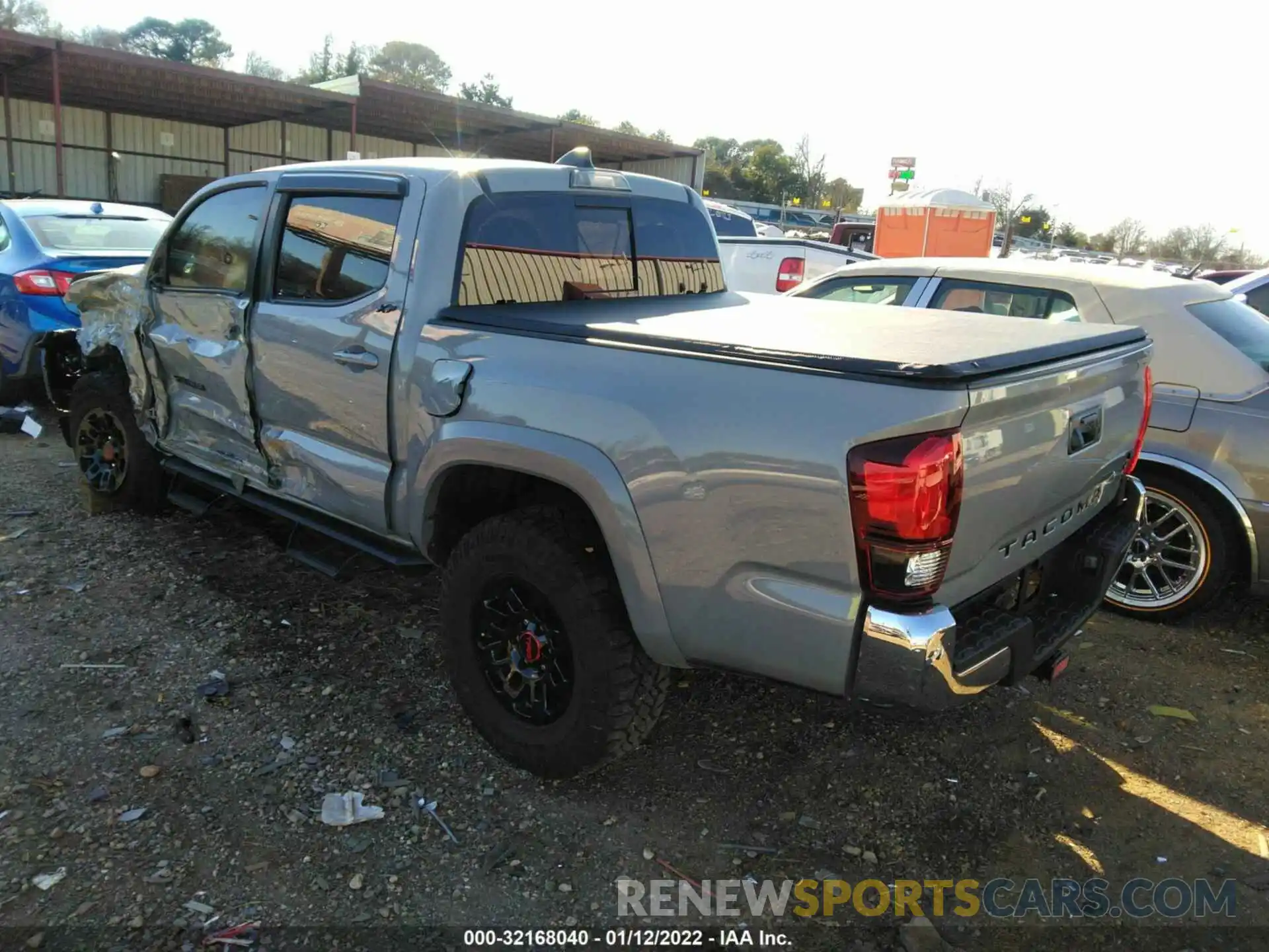 3 Photograph of a damaged car 5TFAZ5CN4MX110321 TOYOTA TACOMA 2WD 2021