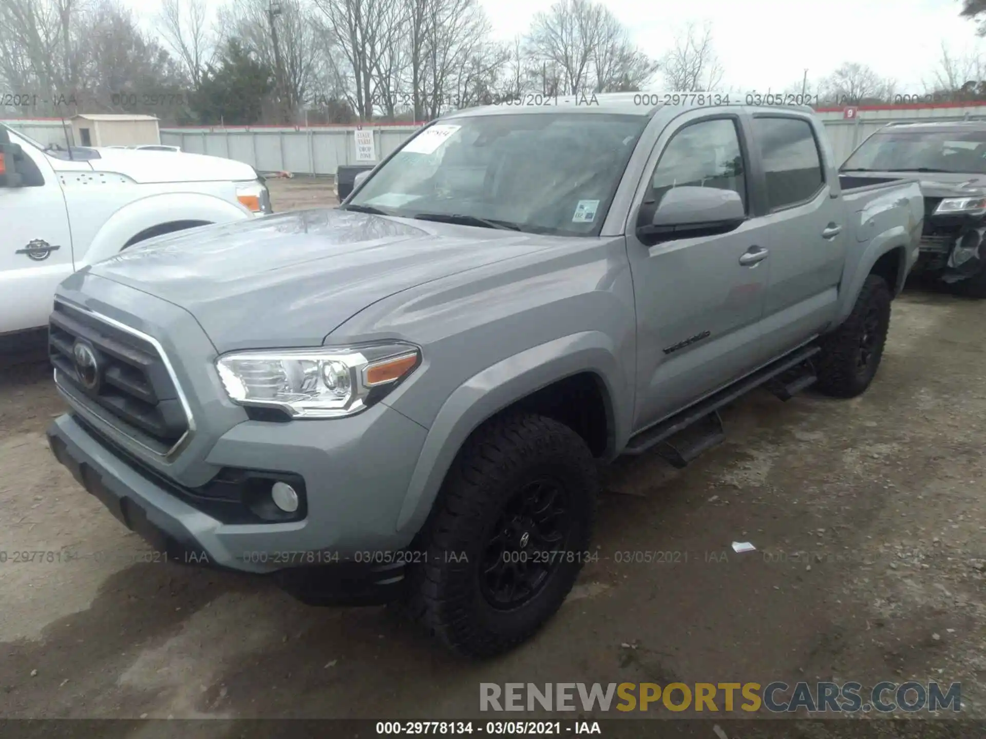 2 Photograph of a damaged car 5TFAZ5CN5MX102826 TOYOTA TACOMA 2WD 2021