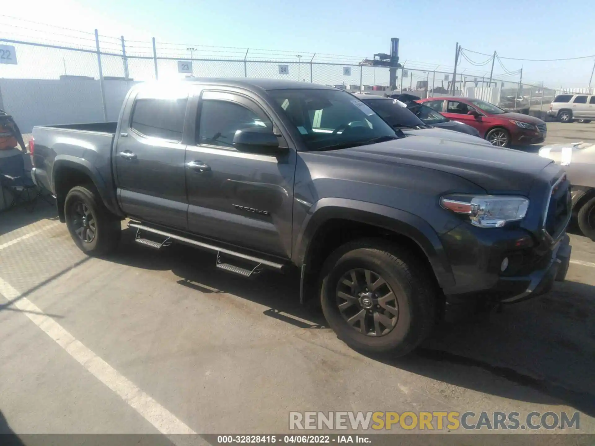 1 Photograph of a damaged car 5TFAZ5CN5MX105547 TOYOTA TACOMA 2WD 2021