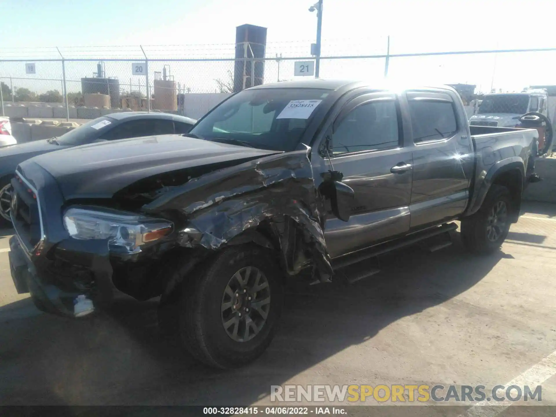 6 Photograph of a damaged car 5TFAZ5CN5MX105547 TOYOTA TACOMA 2WD 2021