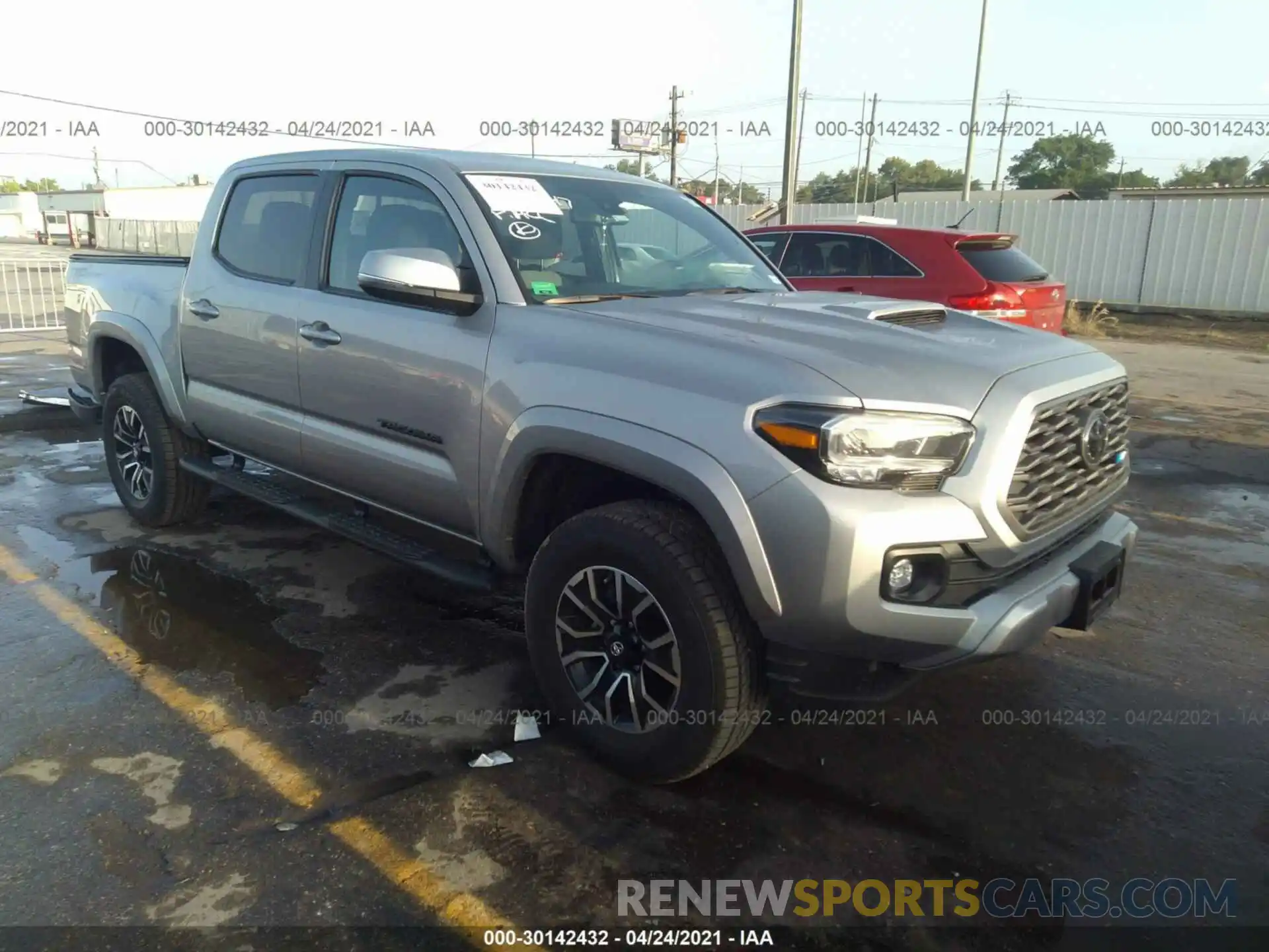 1 Фотография поврежденного автомобиля 5TFAZ5CN6MX096342 TOYOTA TACOMA 2WD 2021