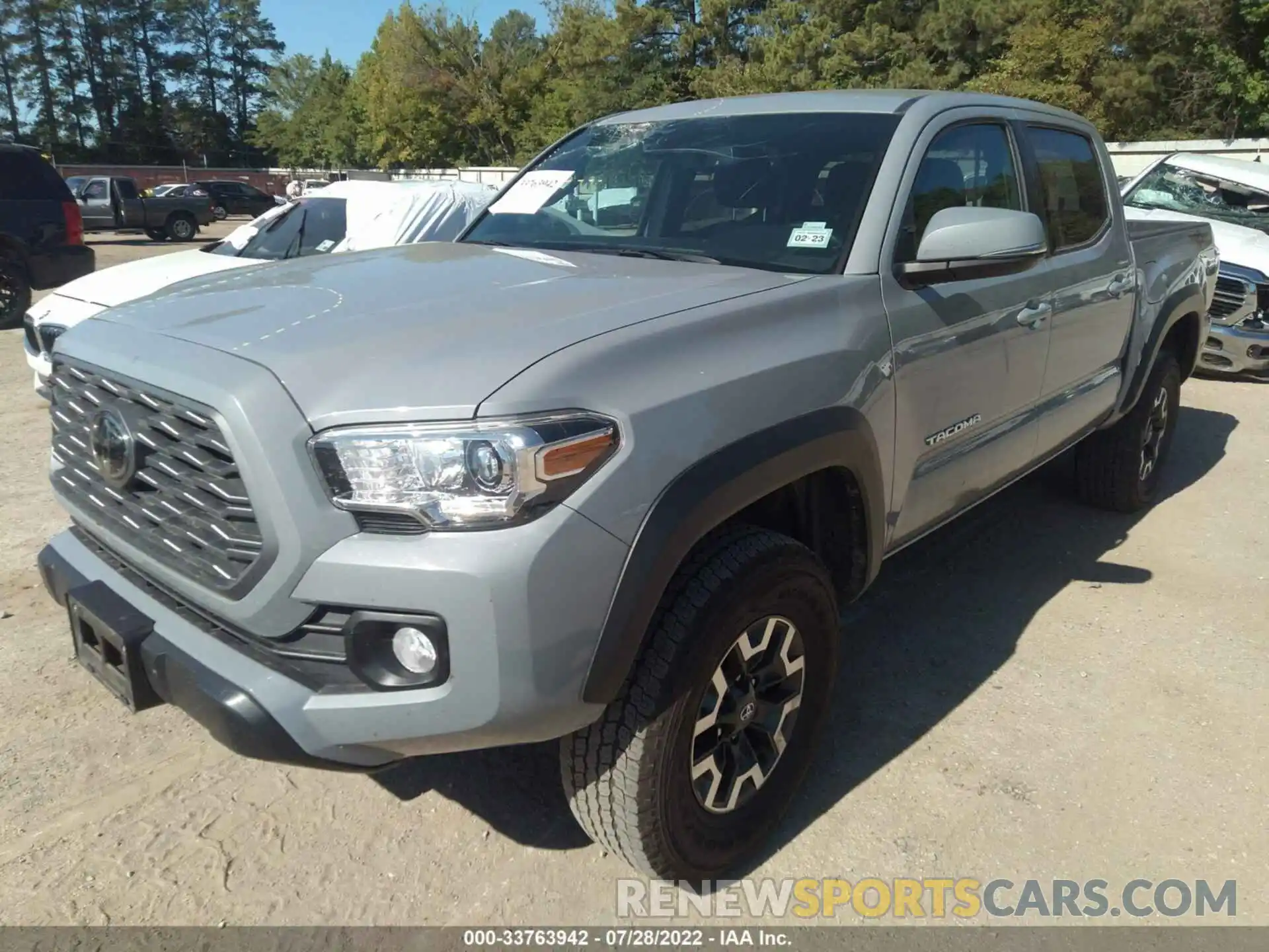 2 Photograph of a damaged car 5TFAZ5CN6MX105542 TOYOTA TACOMA 2WD 2021