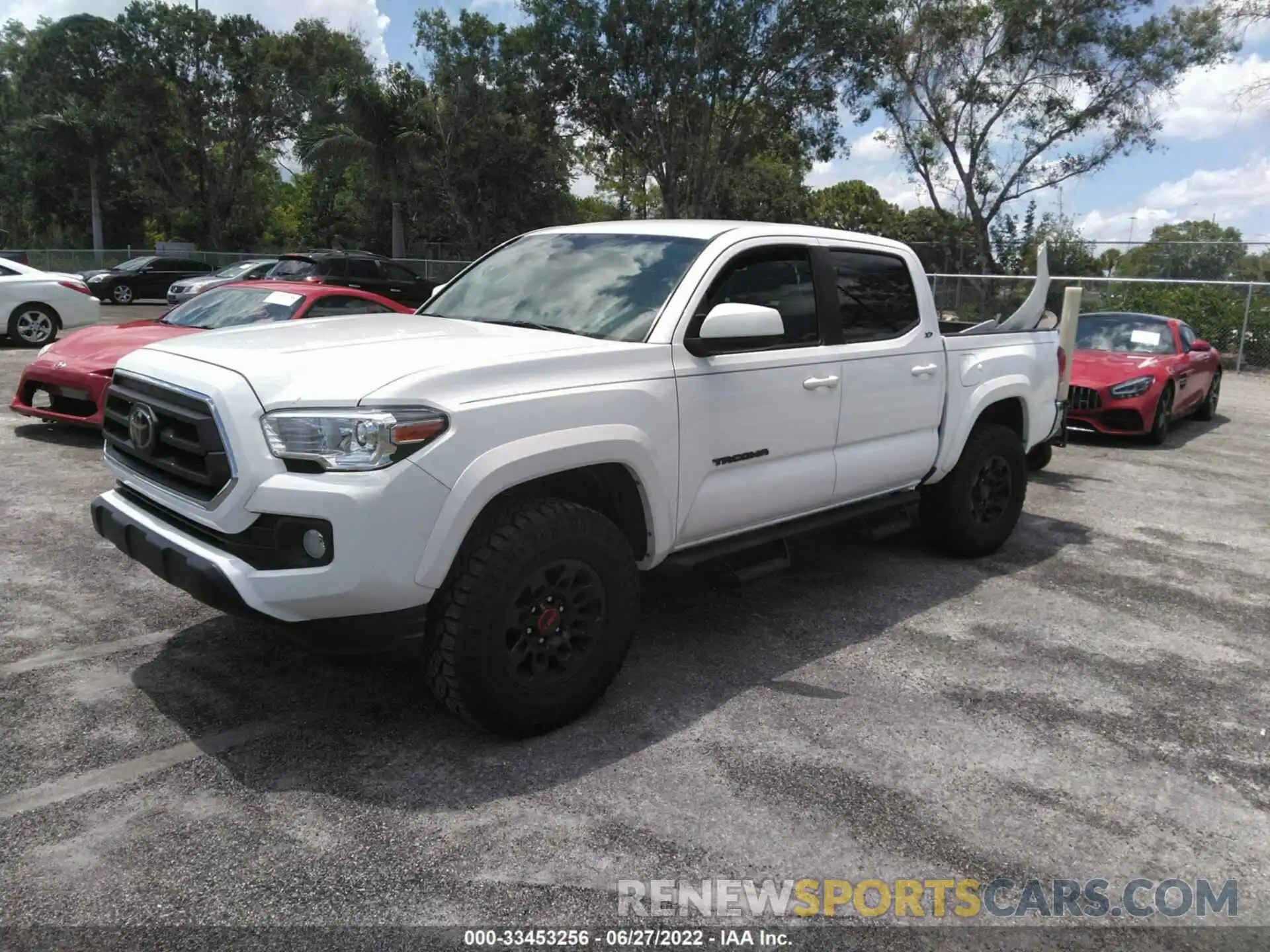 2 Photograph of a damaged car 5TFAZ5CN6MX107985 TOYOTA TACOMA 2WD 2021