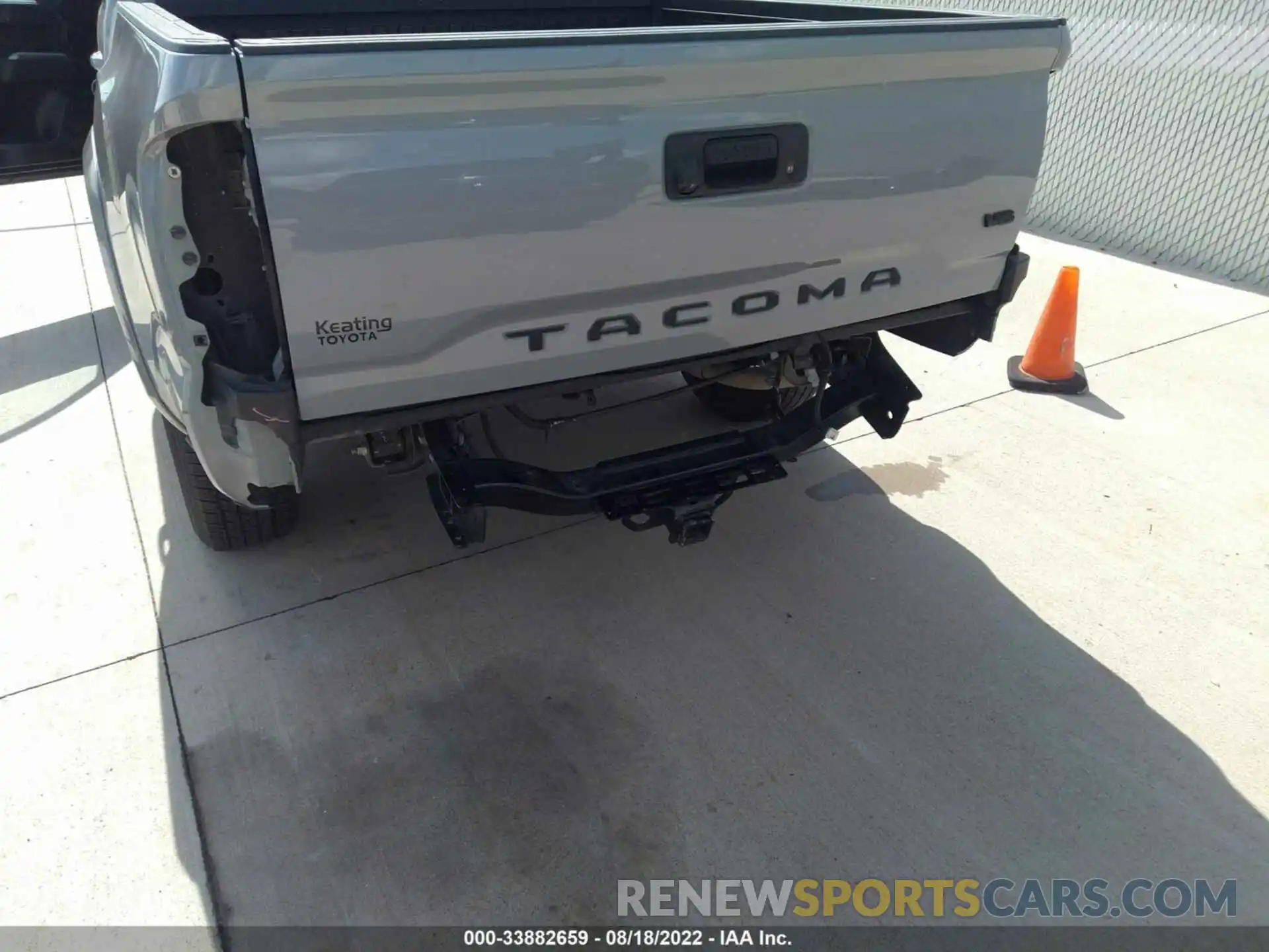 6 Photograph of a damaged car 5TFAZ5CN7MX095720 TOYOTA TACOMA 2WD 2021