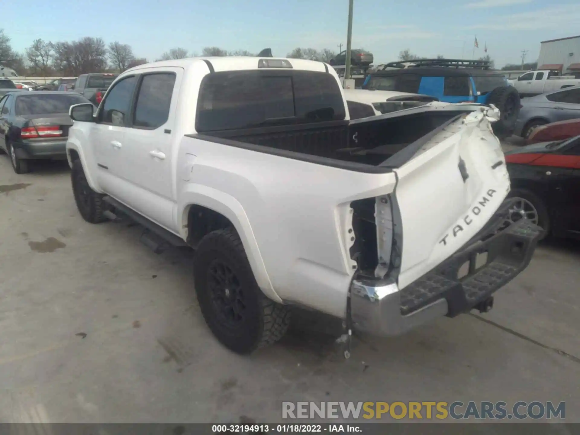 3 Photograph of a damaged car 5TFAZ5CN7MX102522 TOYOTA TACOMA 2WD 2021