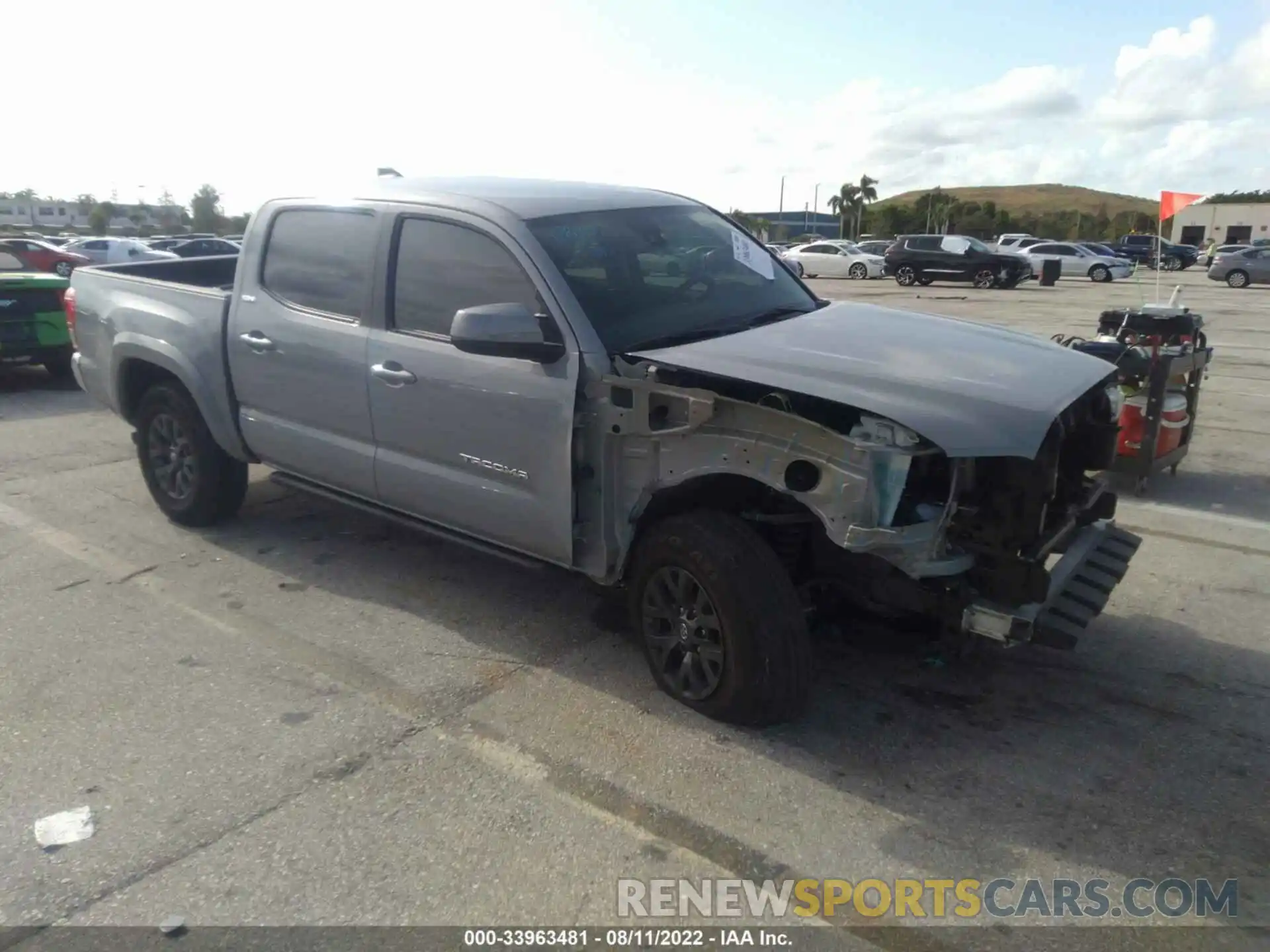 1 Photograph of a damaged car 5TFAZ5CN7MX114069 TOYOTA TACOMA 2WD 2021