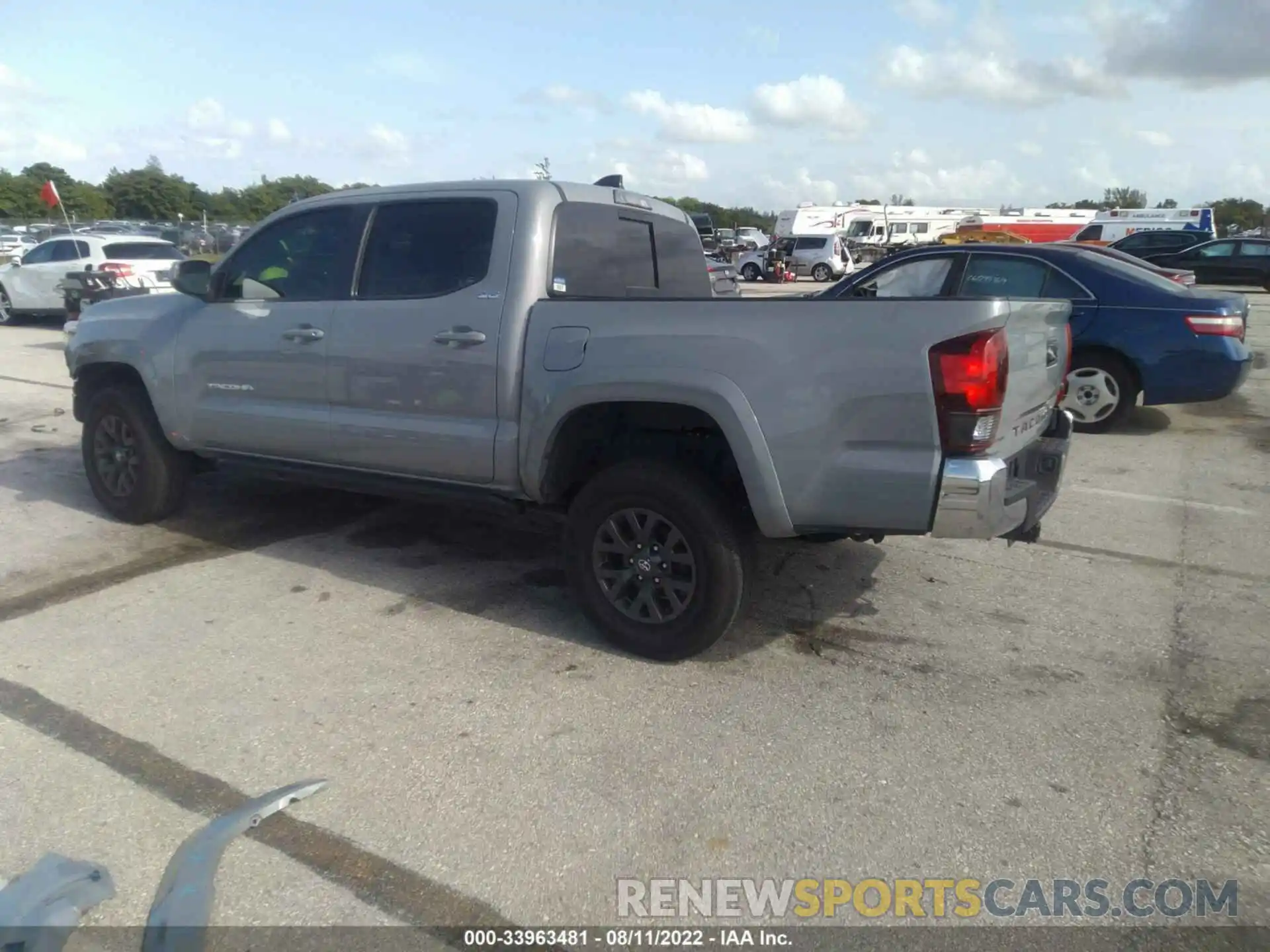 3 Photograph of a damaged car 5TFAZ5CN7MX114069 TOYOTA TACOMA 2WD 2021